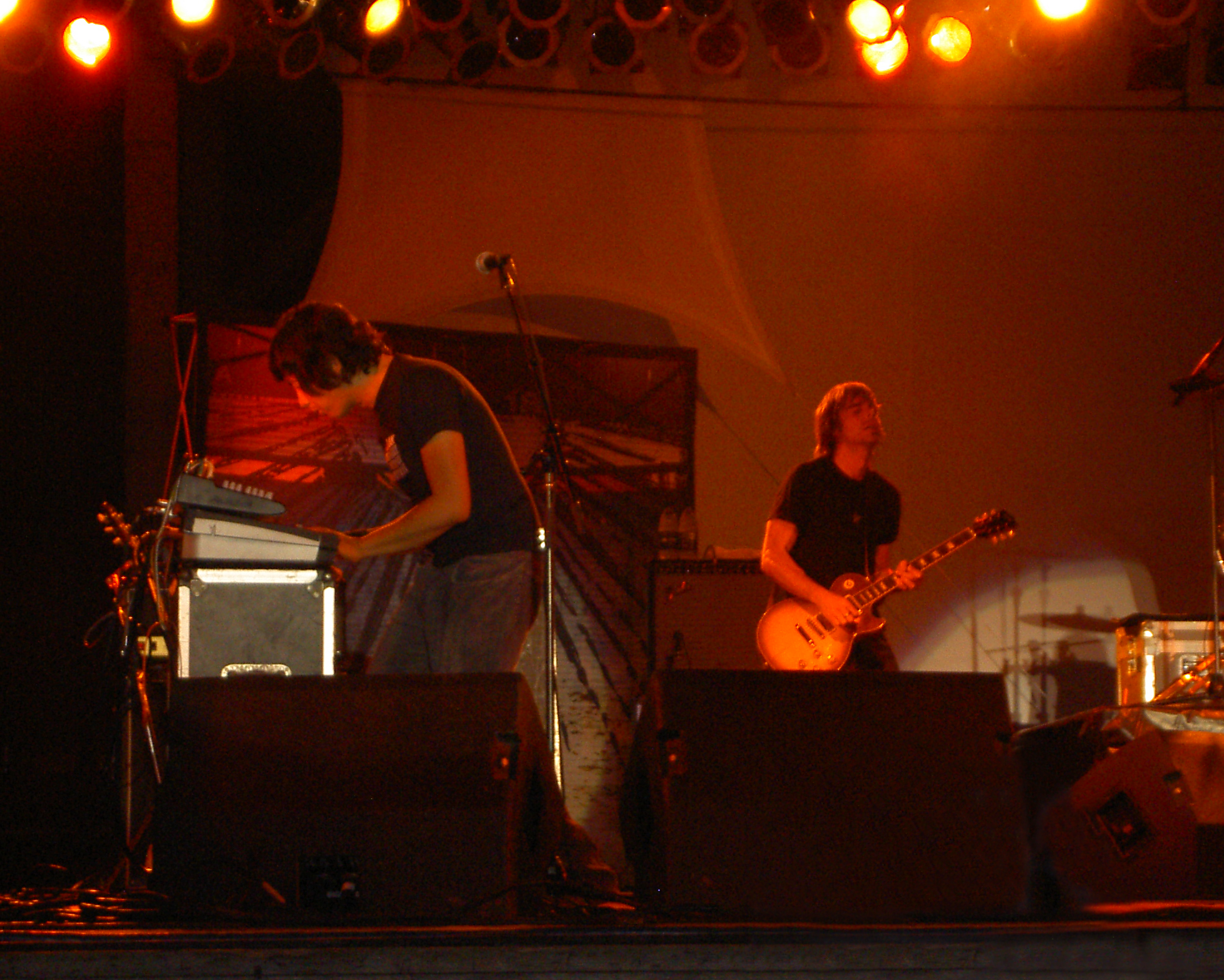 switchfoot-band-005.png