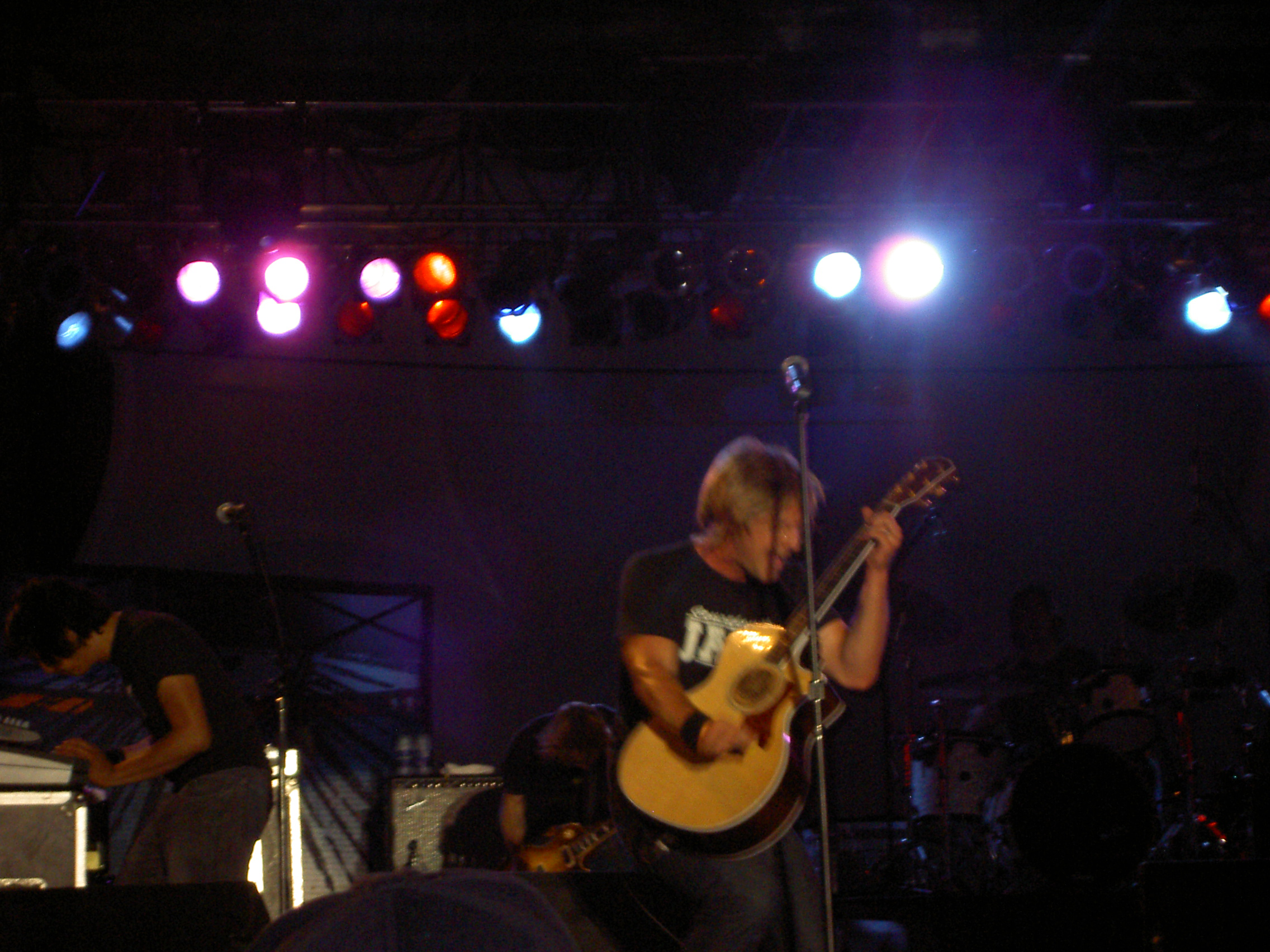 switchfoot-band-004.png