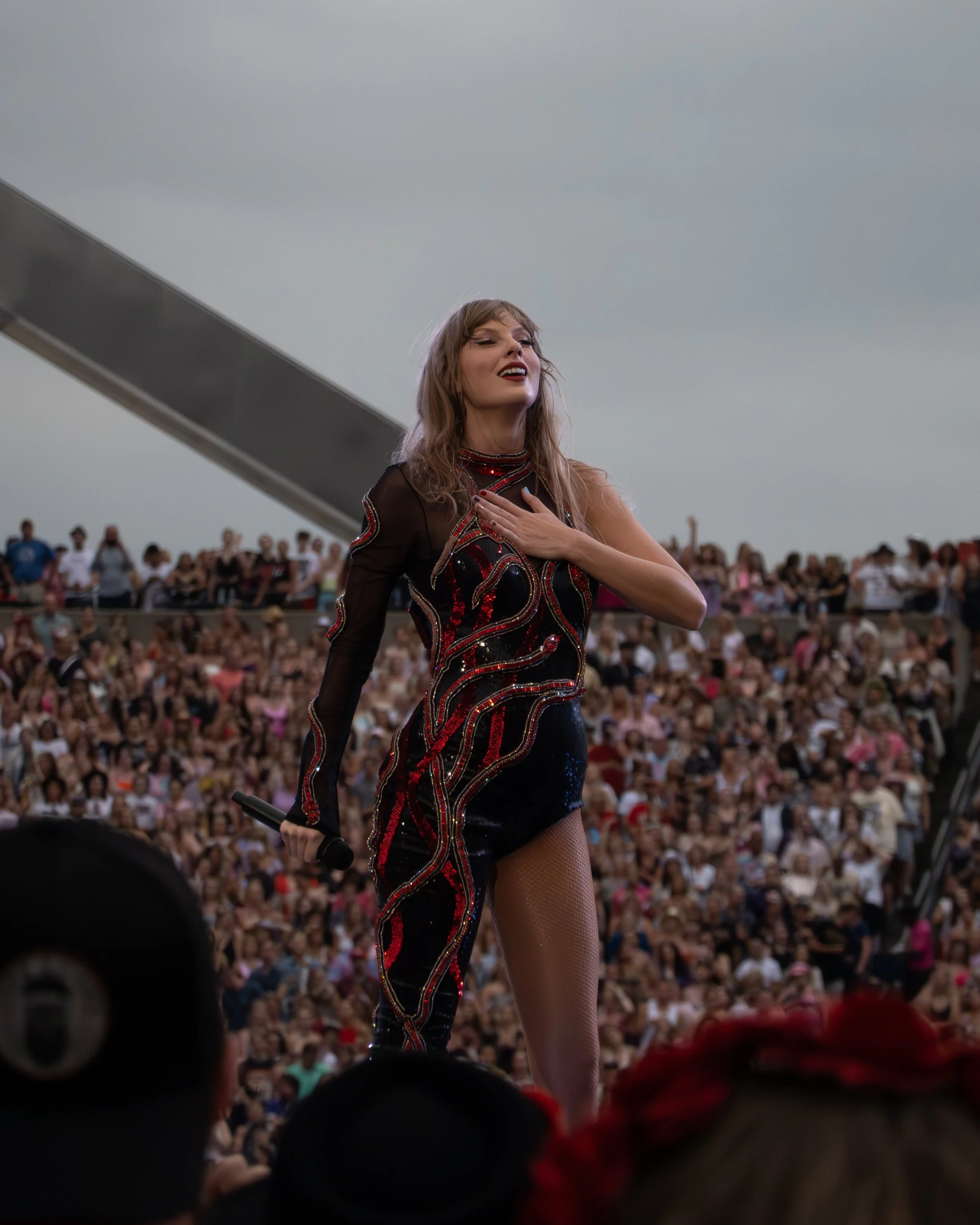 taylorswift-cinci-10.jpg