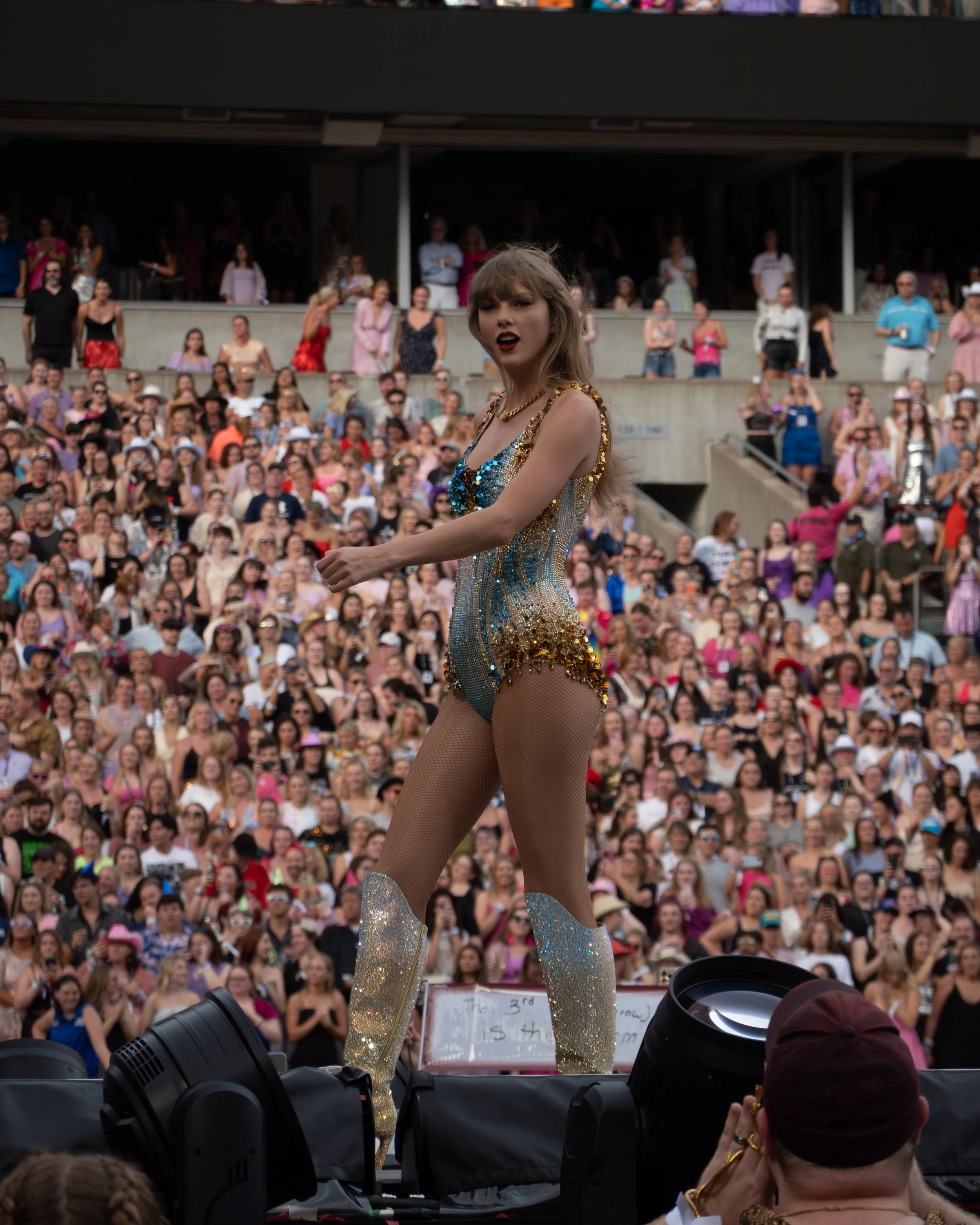 taylorswift-cinci-03.jpg