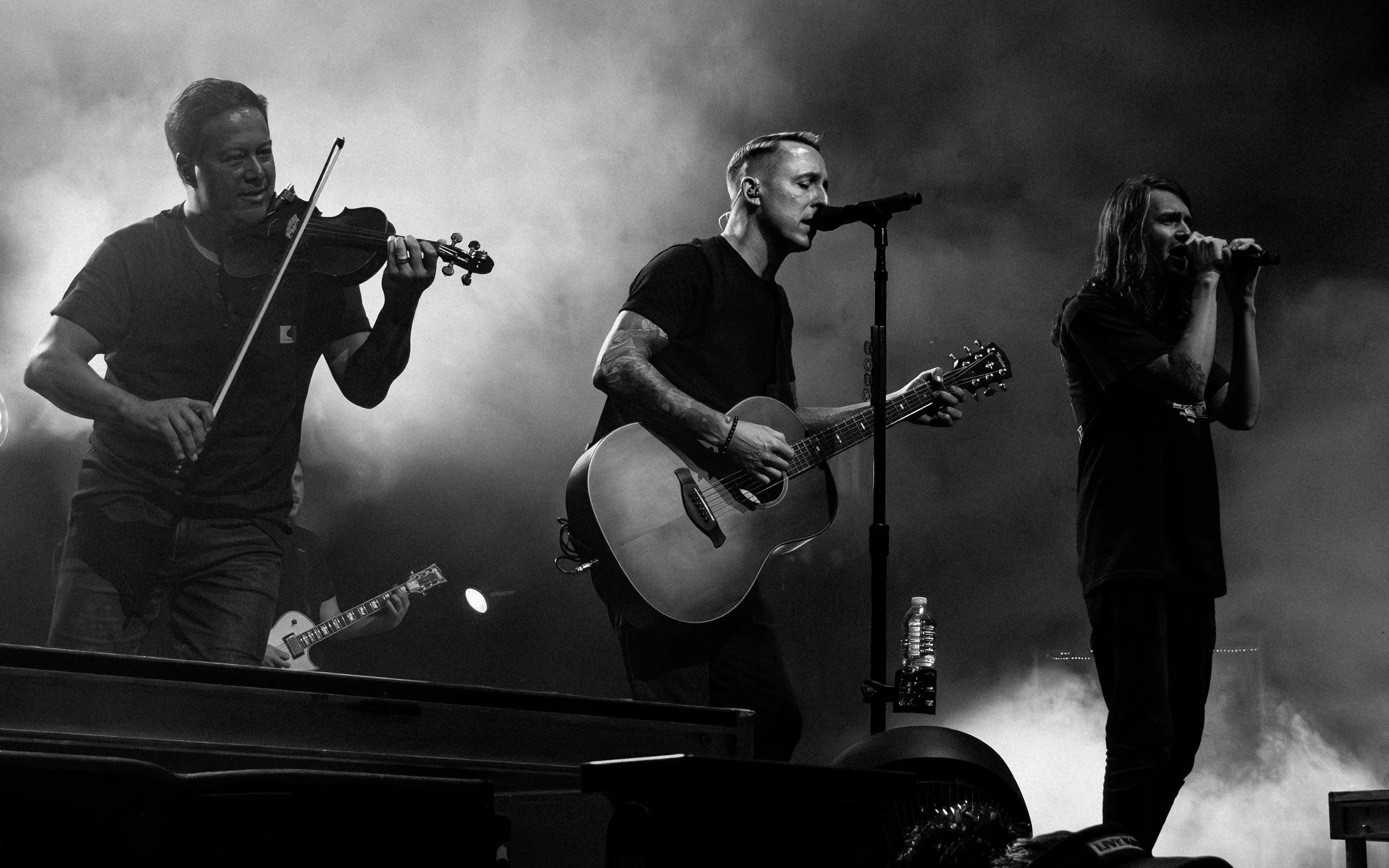 yellowcard-bw-20.jpg