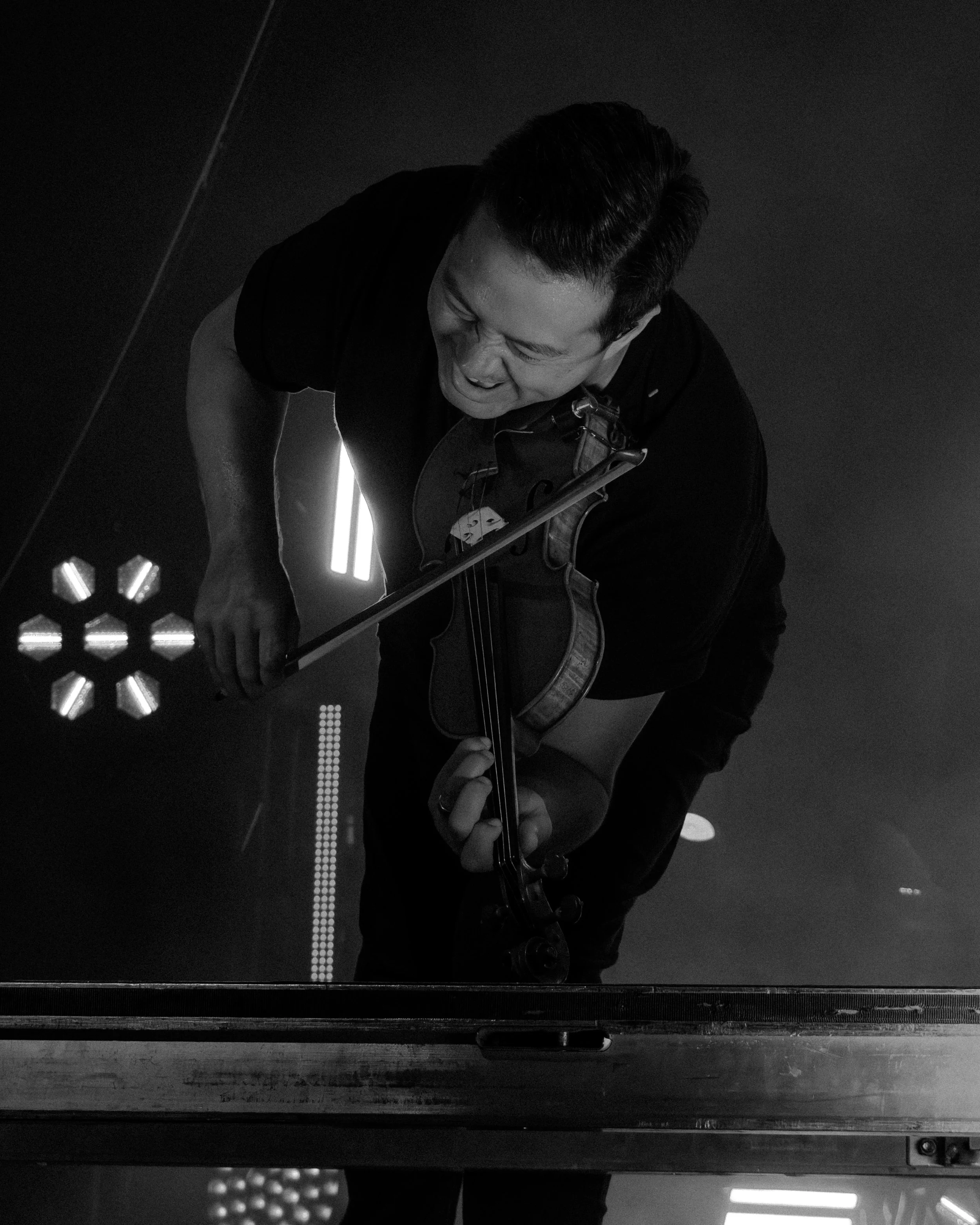 yellowcard-bw-09.jpg