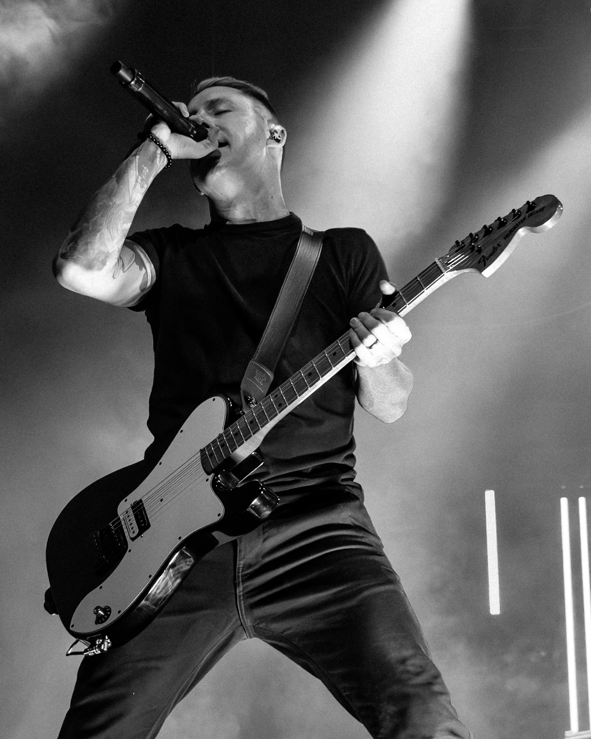 yellowcard-bw-19.jpg