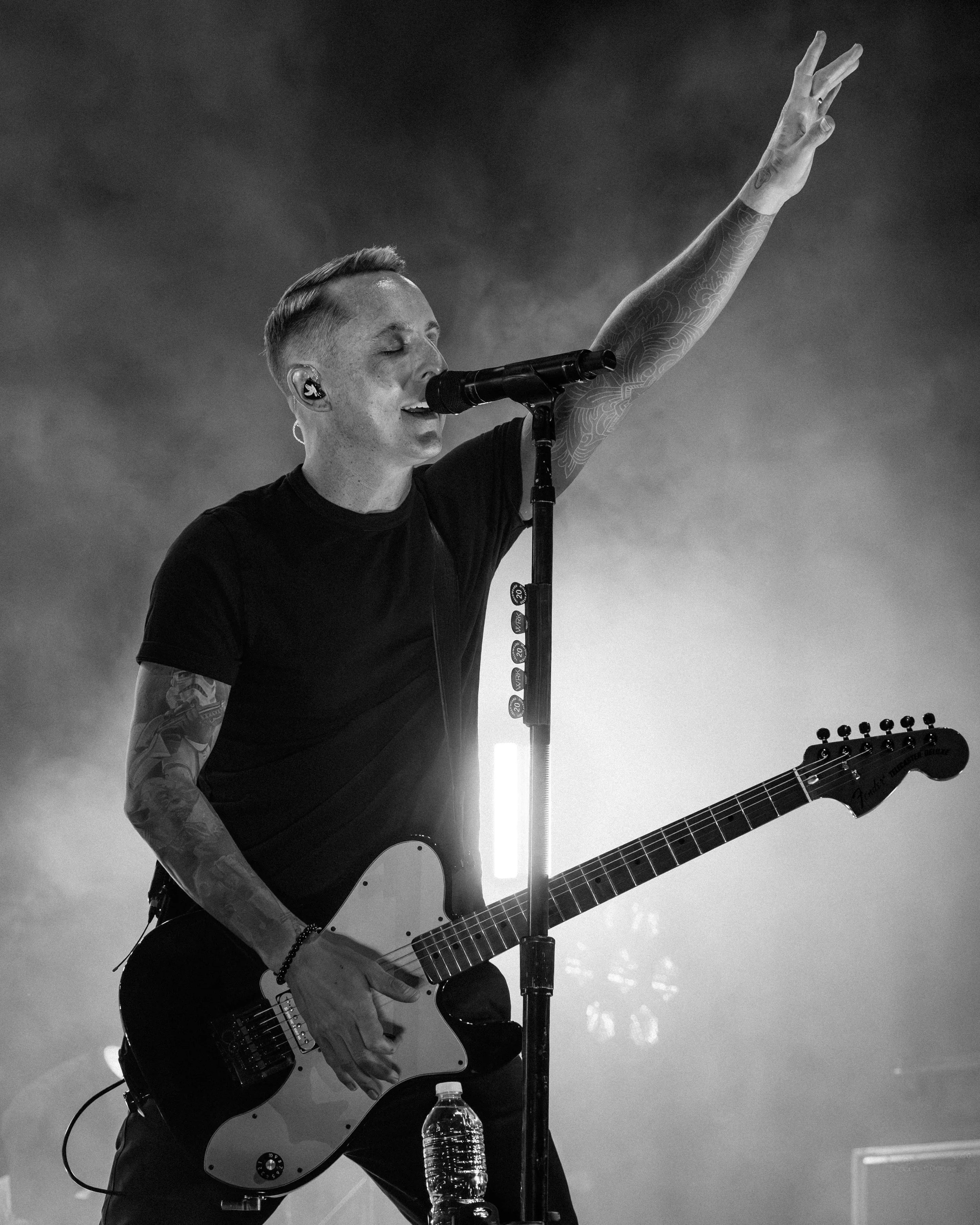 yellowcard-bw-04.jpg