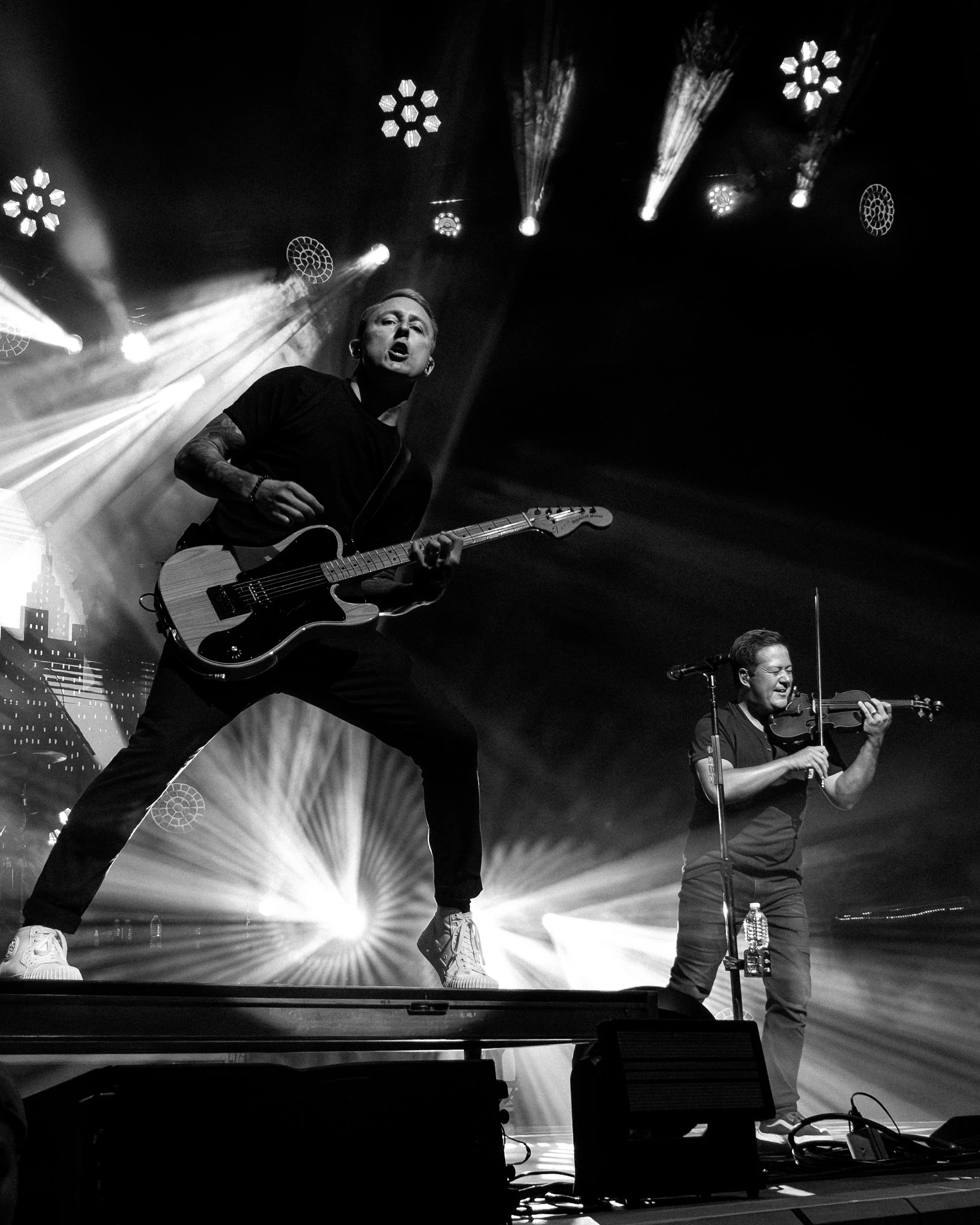 yellowcard-bw-11.jpg