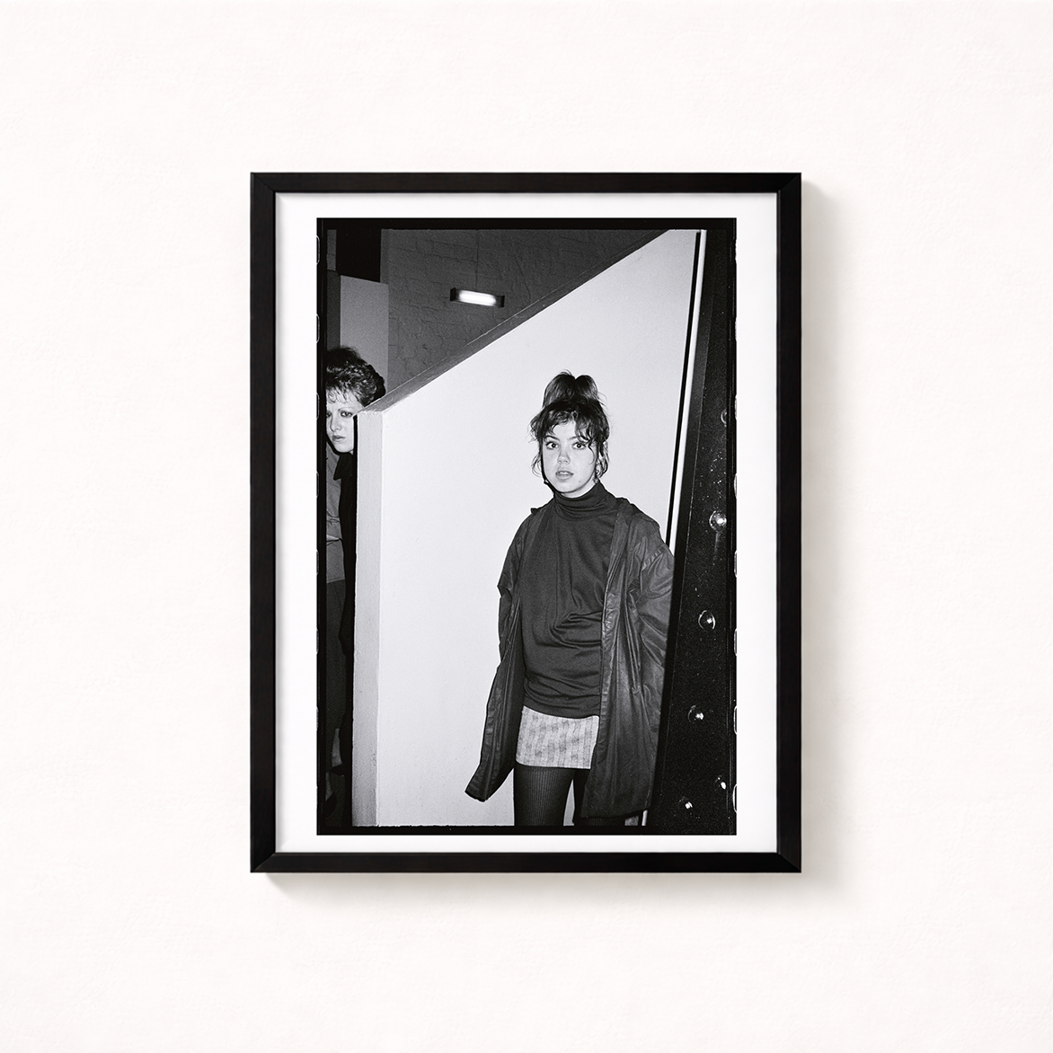 debra-hurford-brown-mockup-the-Hacienda-29-framed.png