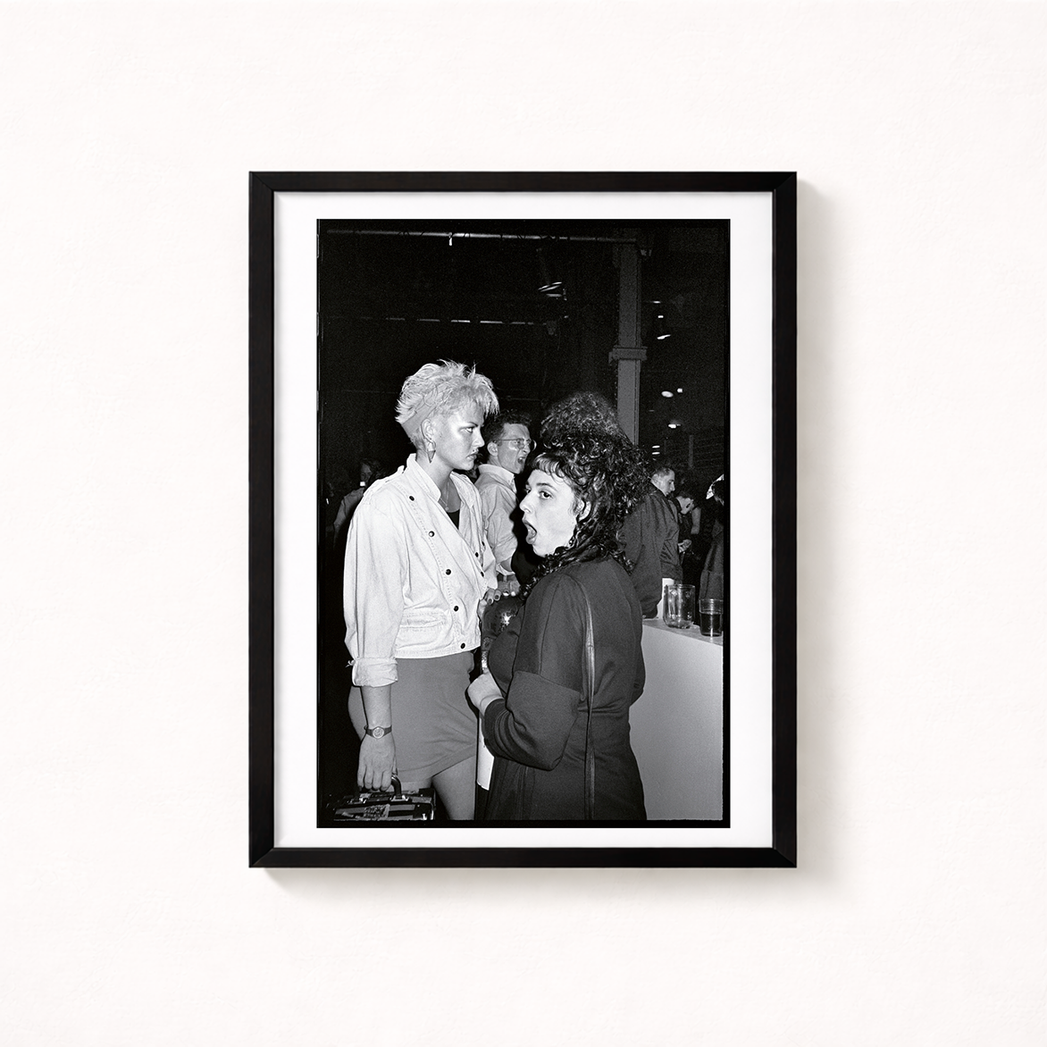 debra-hurford-brown-mockup-the-Hacienda-26-framed.png