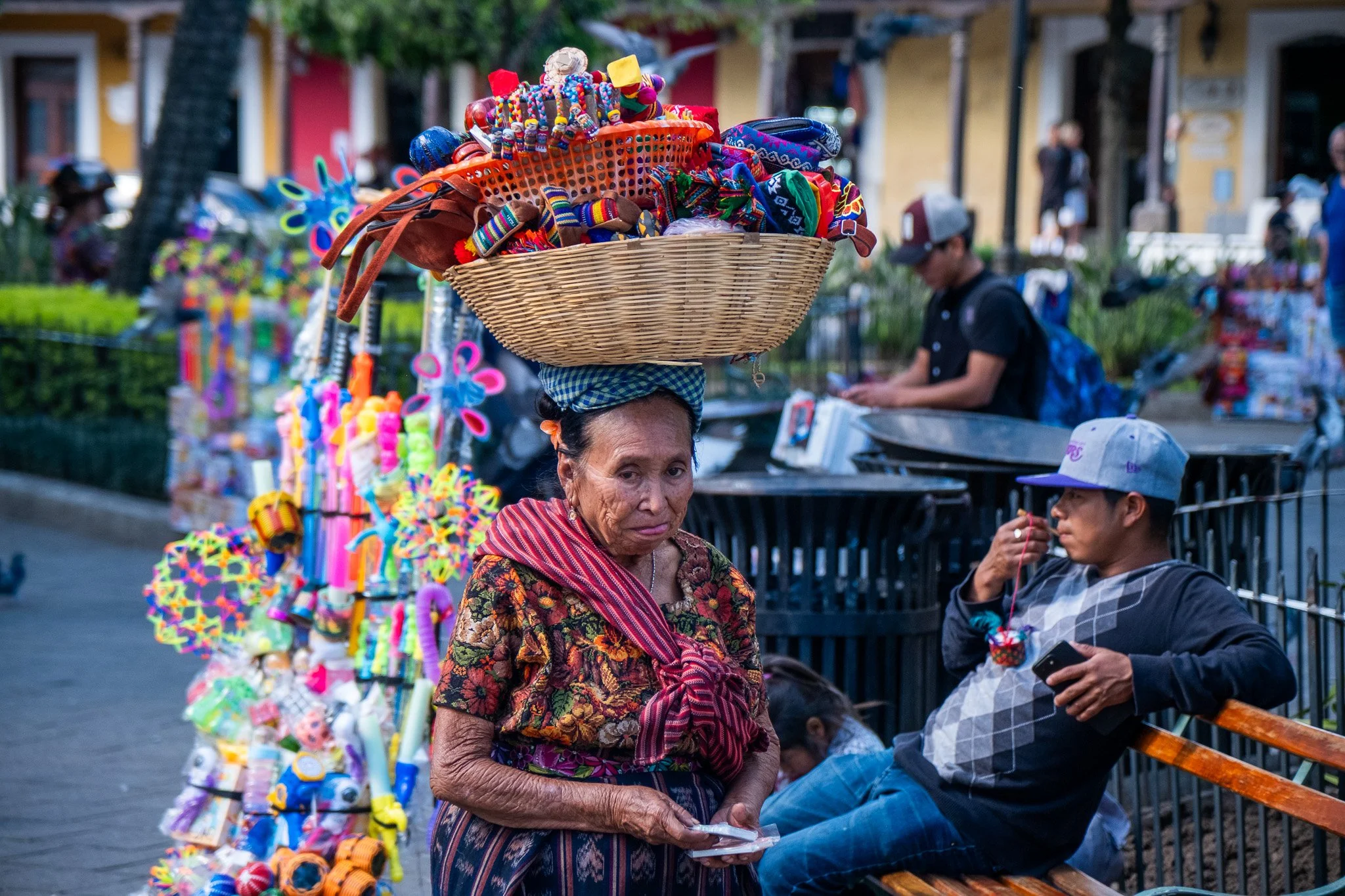 Puerto Quetzal: Kaffee zwischen Vulkankegeln