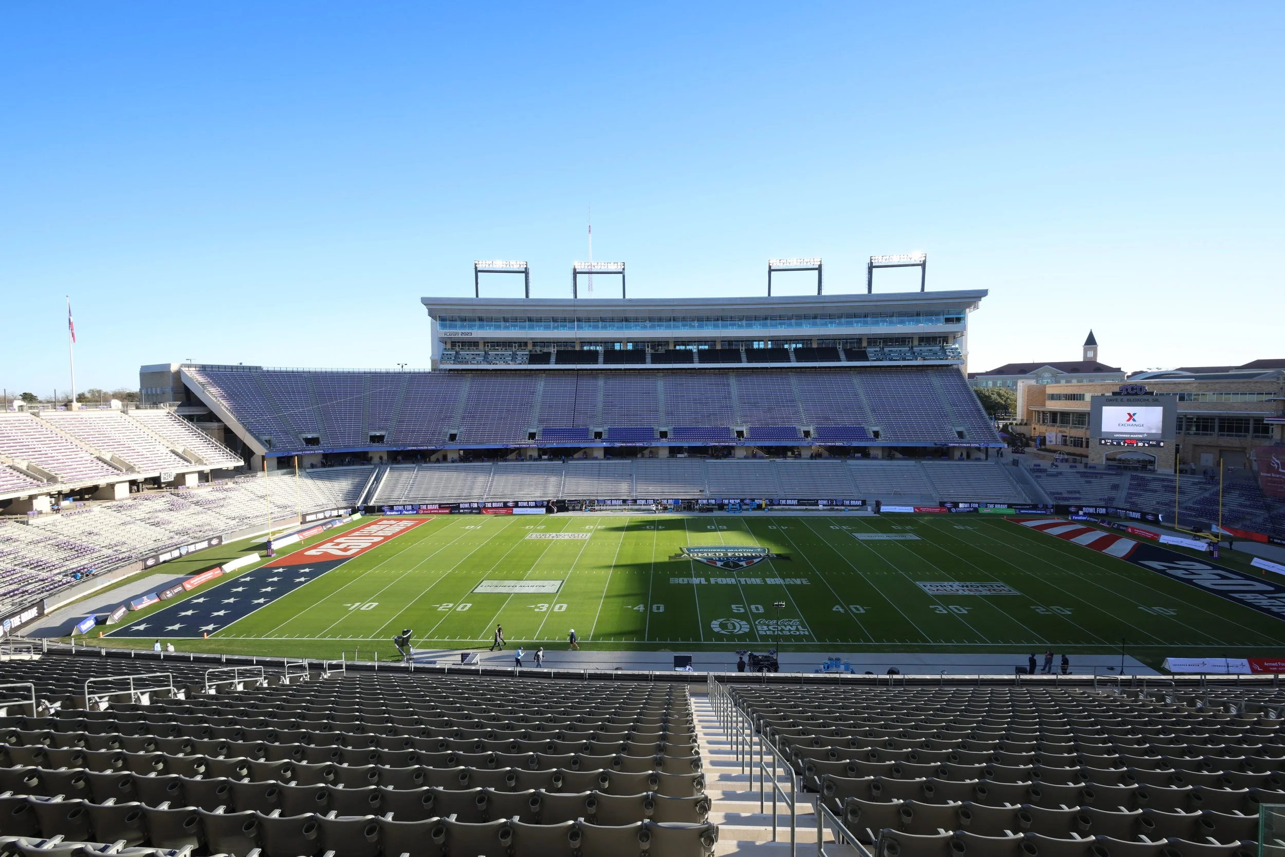 20260102 NCAAFB-ArmedForcesBowl-Owls@Bobcats-TH-1.JPG