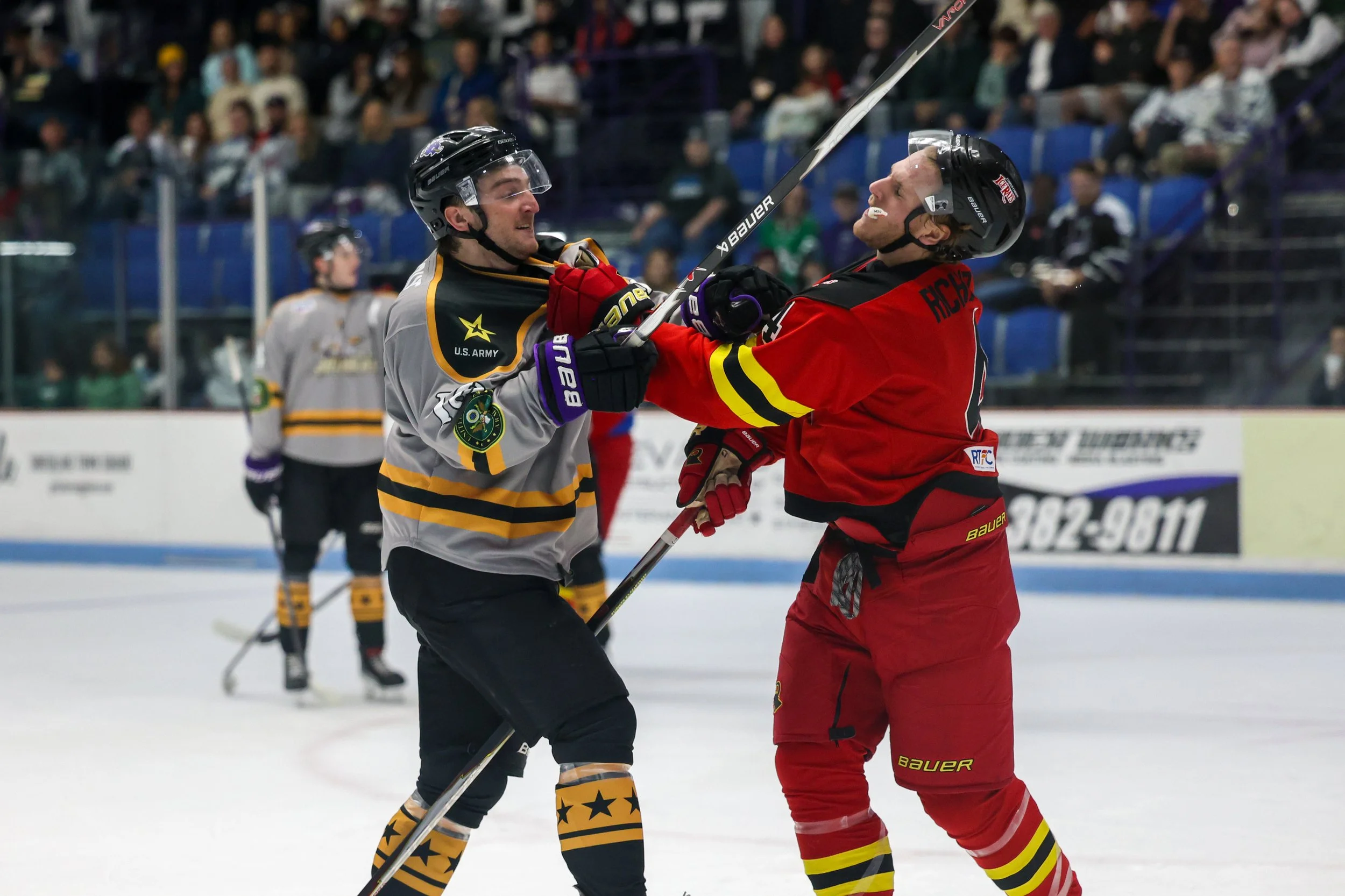 20251115 NAHL-ICERAYS@BRAHMAS-TH-{seqn}-18.jpg