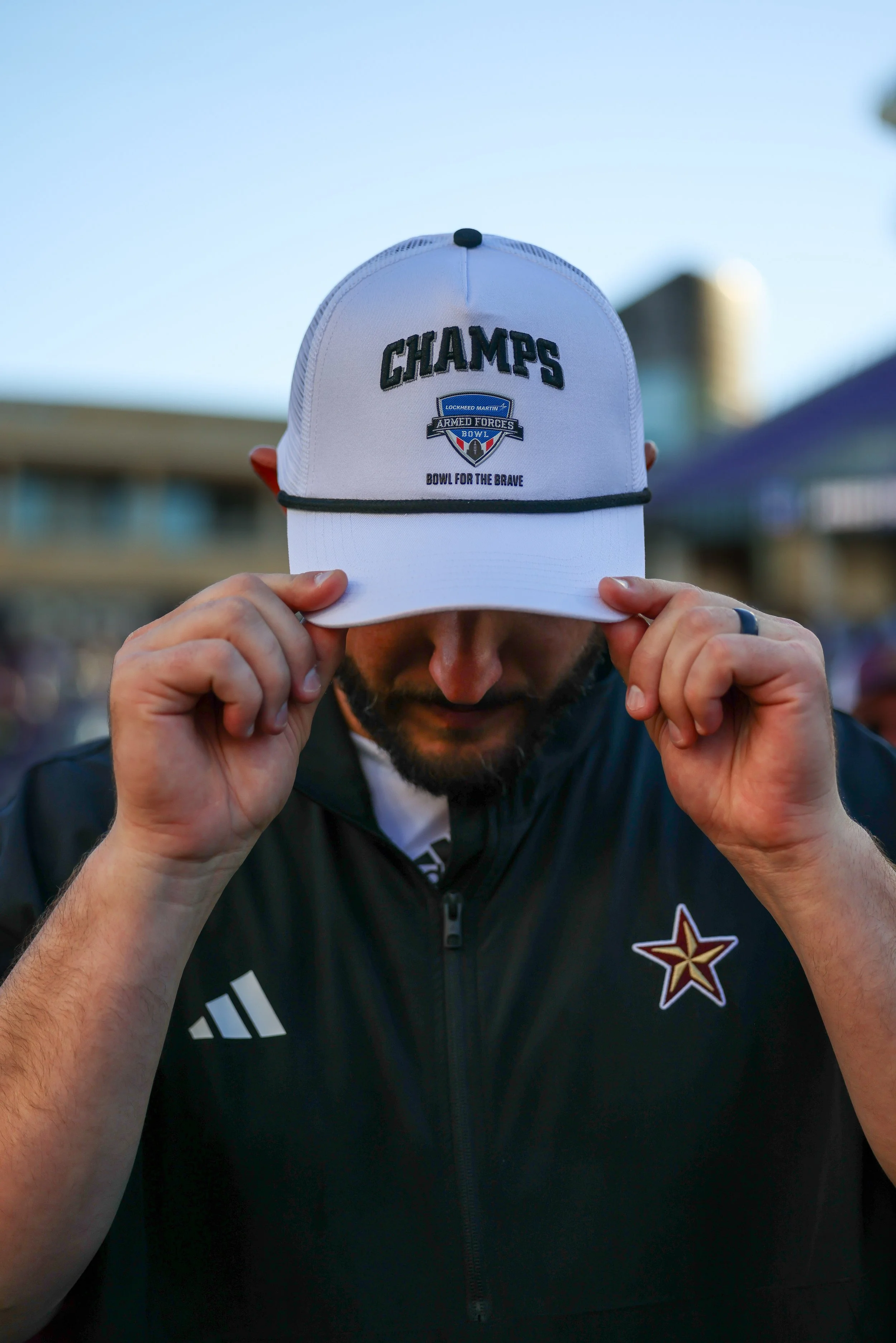 20260102 NCAAFB-ArmedForcesBowl-Owls@Bobcats-TH-96.JPG