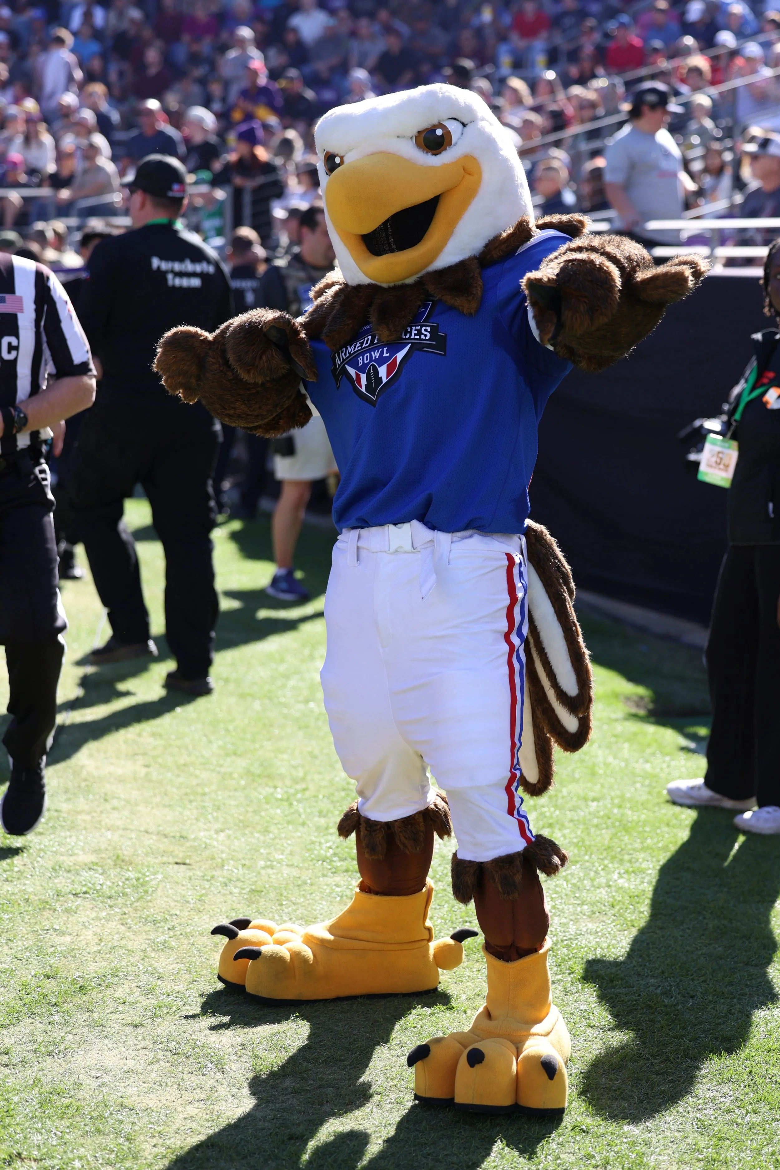 20260102 NCAAFB-ArmedForcesBowl-Owls@Bobcats-TH-20.JPG