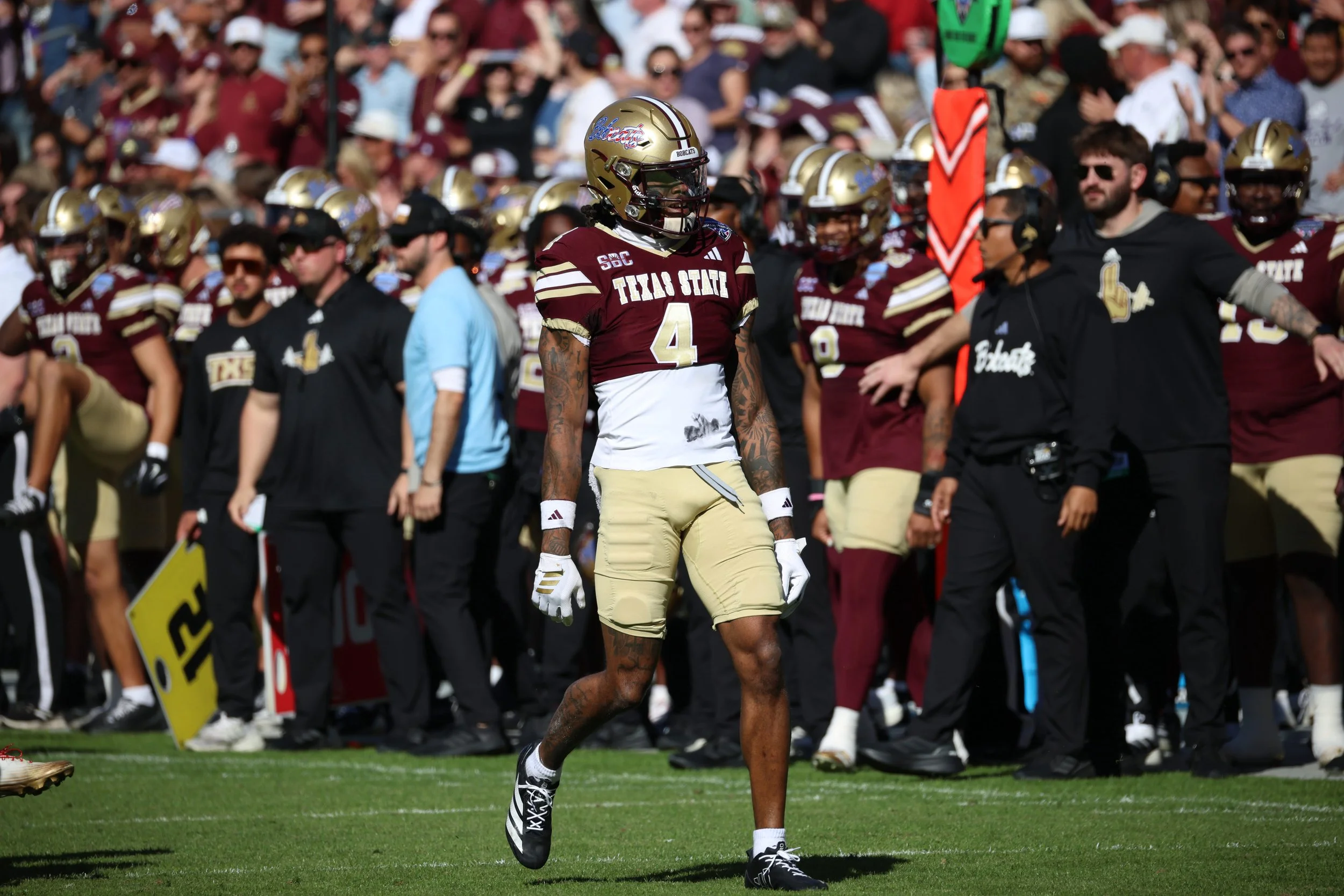 20260102 NCAAFB-ArmedForcesBowl-Owls@Bobcats-TH-35.JPG