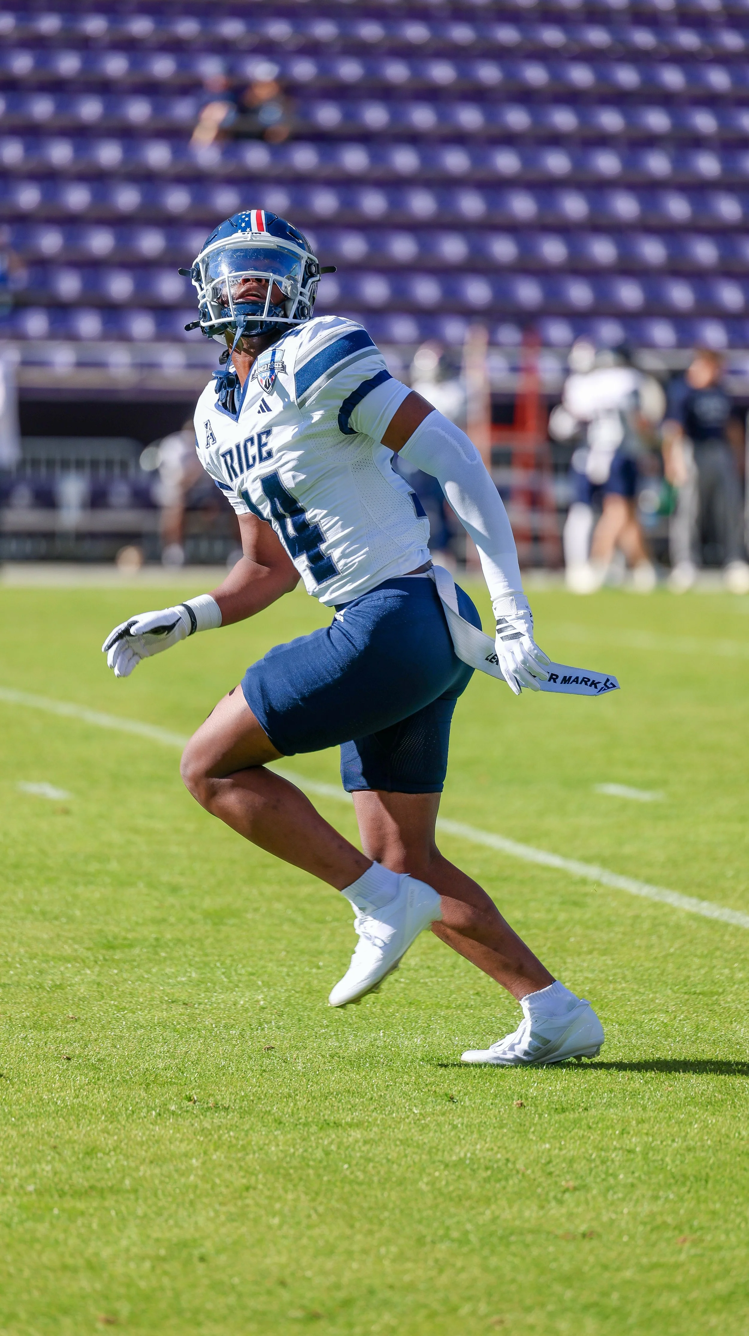 20260102 NCAAFB-ArmedForcesBowl-Owls@Bobcats-TH-11.JPG