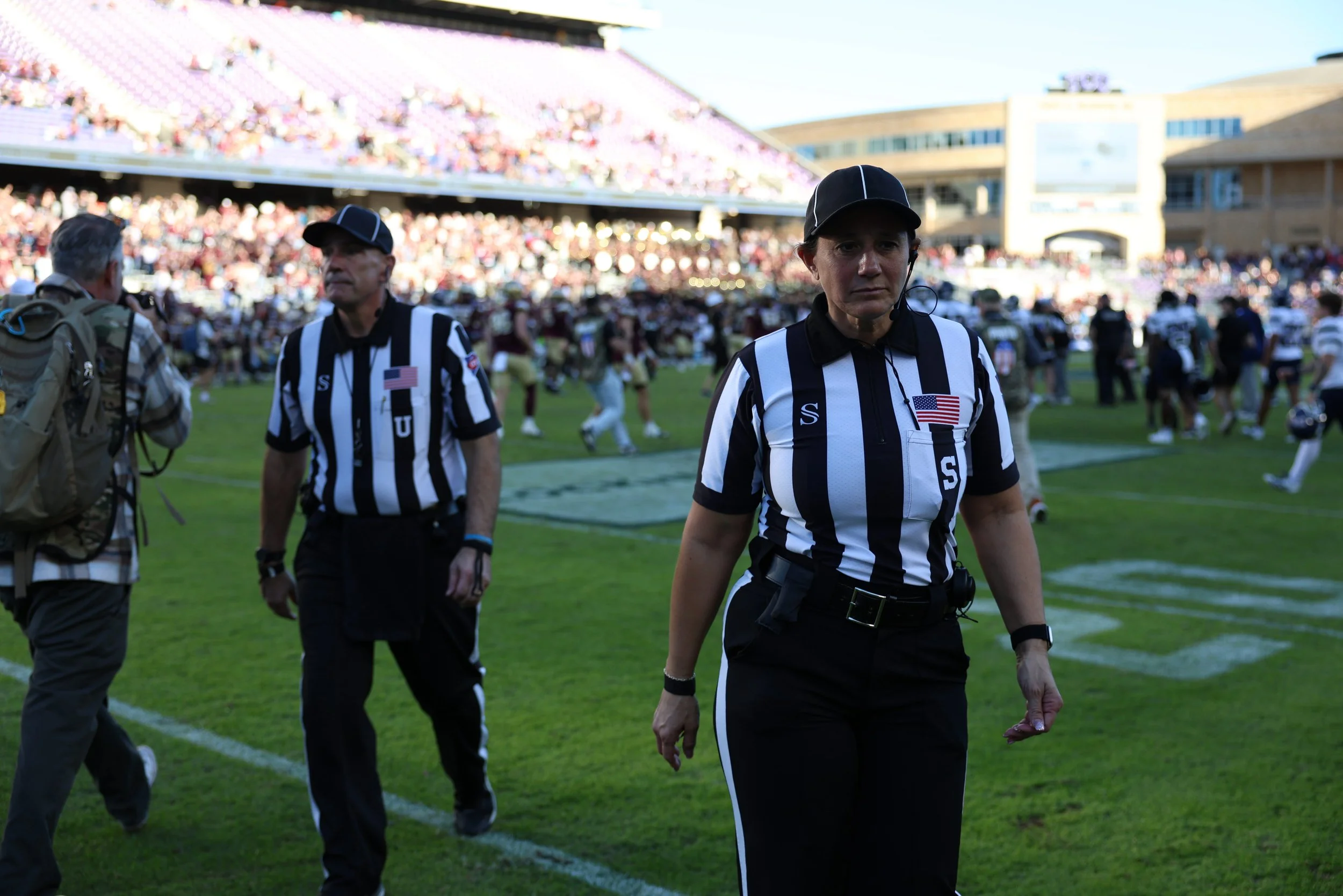 20260102 NCAAFB-ArmedForcesBowl-Owls@Bobcats-TH-91.JPG