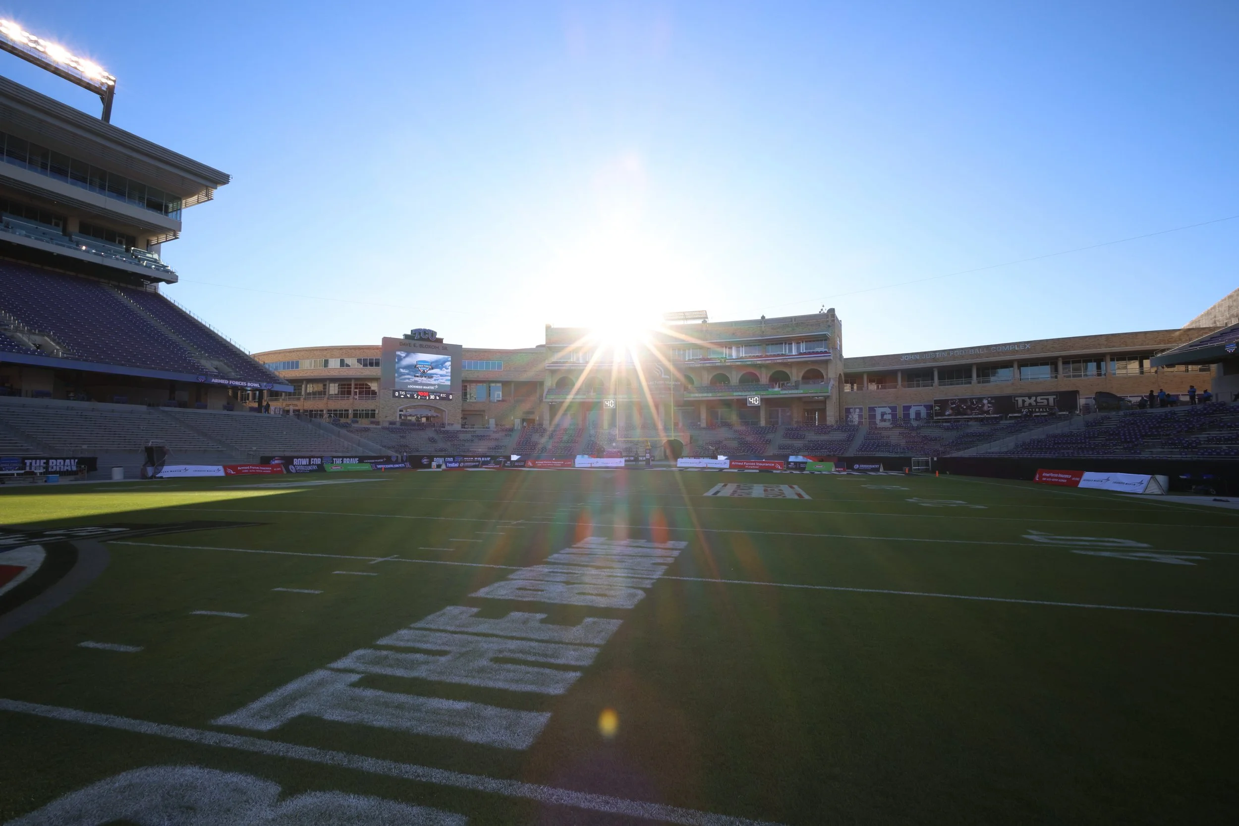 20260102 NCAAFB-ArmedForcesBowl-Owls@Bobcats-TH-2.JPG