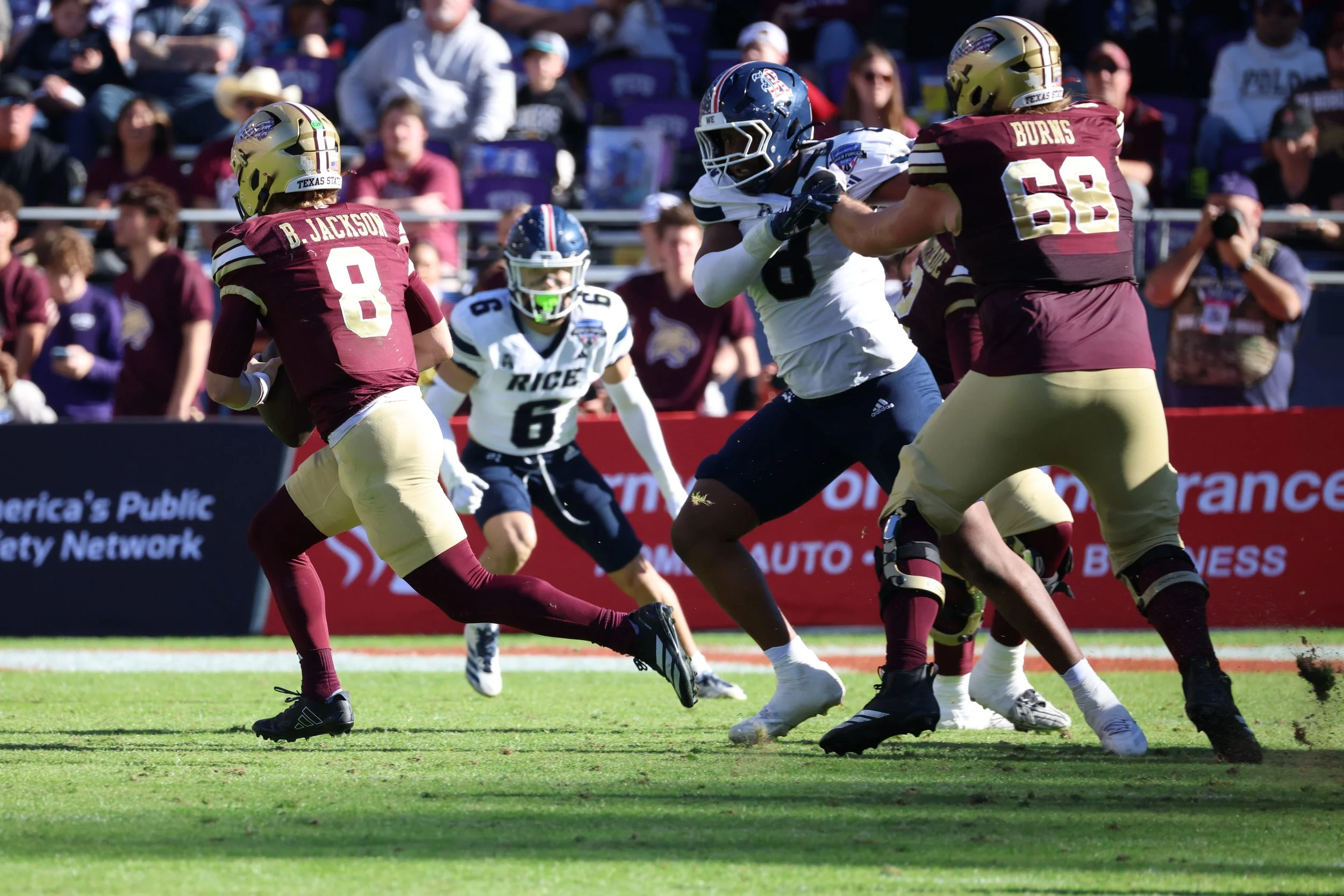 20260102 NCAAFB-ArmedForcesBowl-Owls@Bobcats-TH-76.JPG