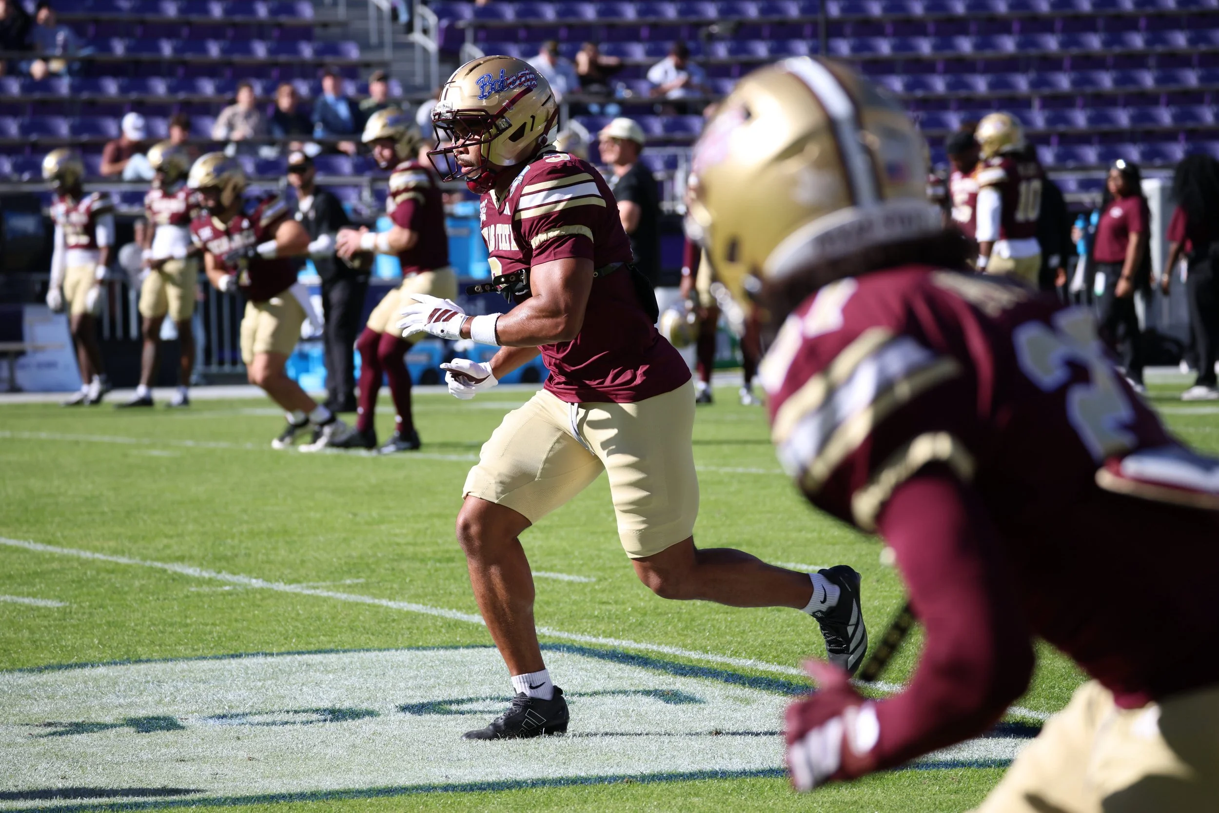 20260102 NCAAFB-ArmedForcesBowl-Owls@Bobcats-TH-15.JPG