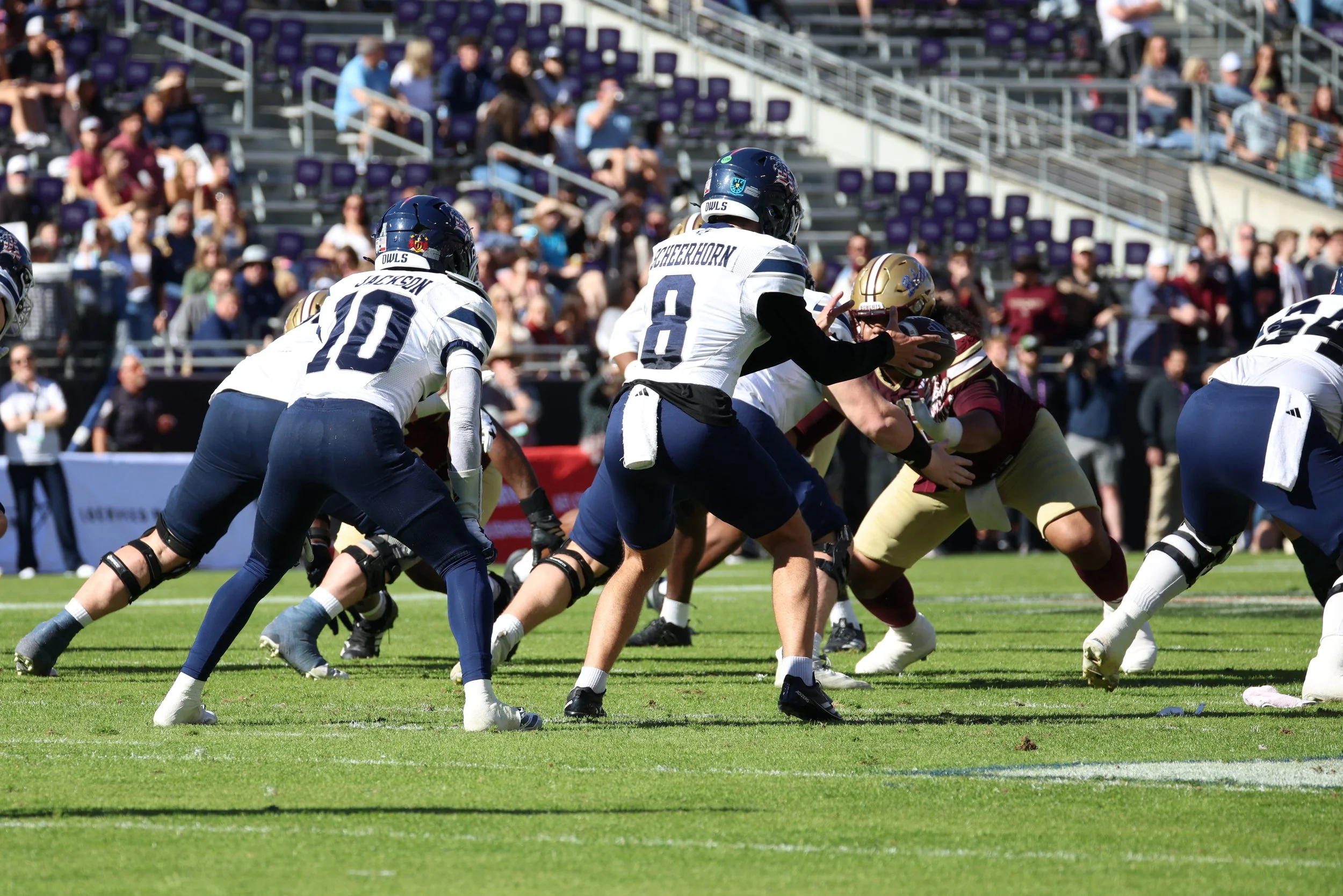 20260102 NCAAFB-ArmedForcesBowl-Owls@Bobcats-TH-28.JPG