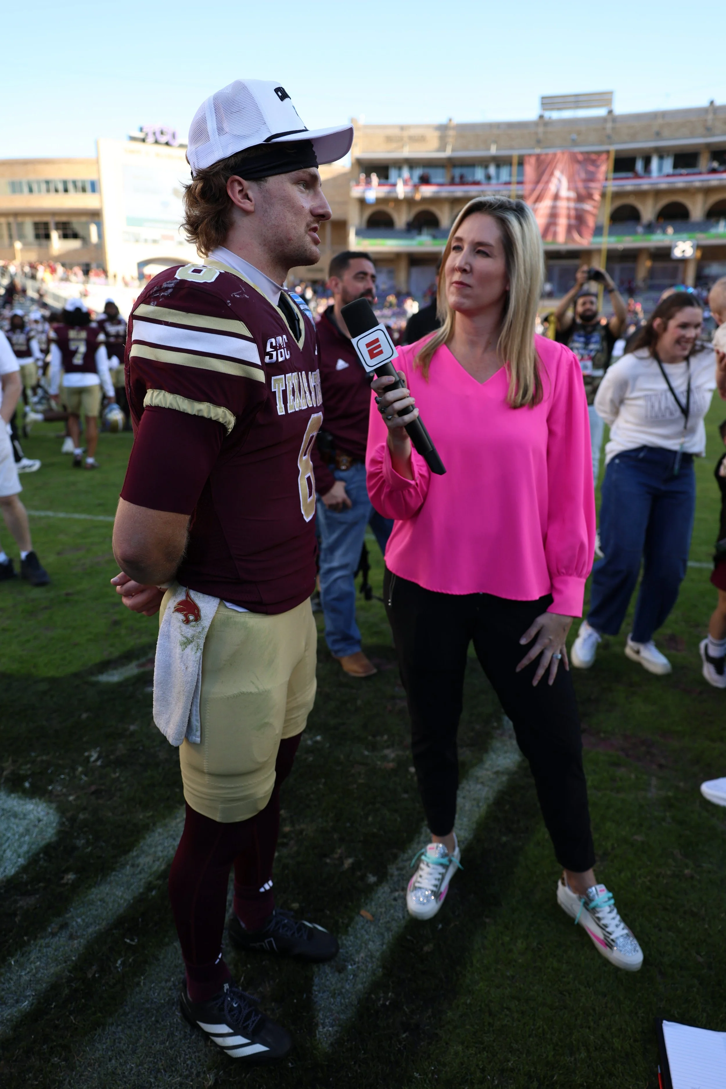 20260102 NCAAFB-ArmedForcesBowl-Owls@Bobcats-TH-97.JPG