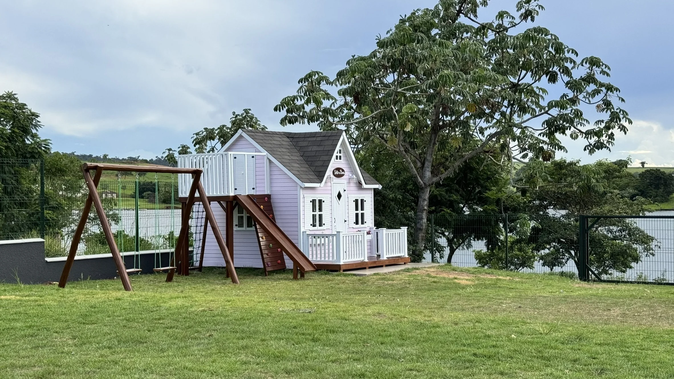 Casinha Colonial Americana Play