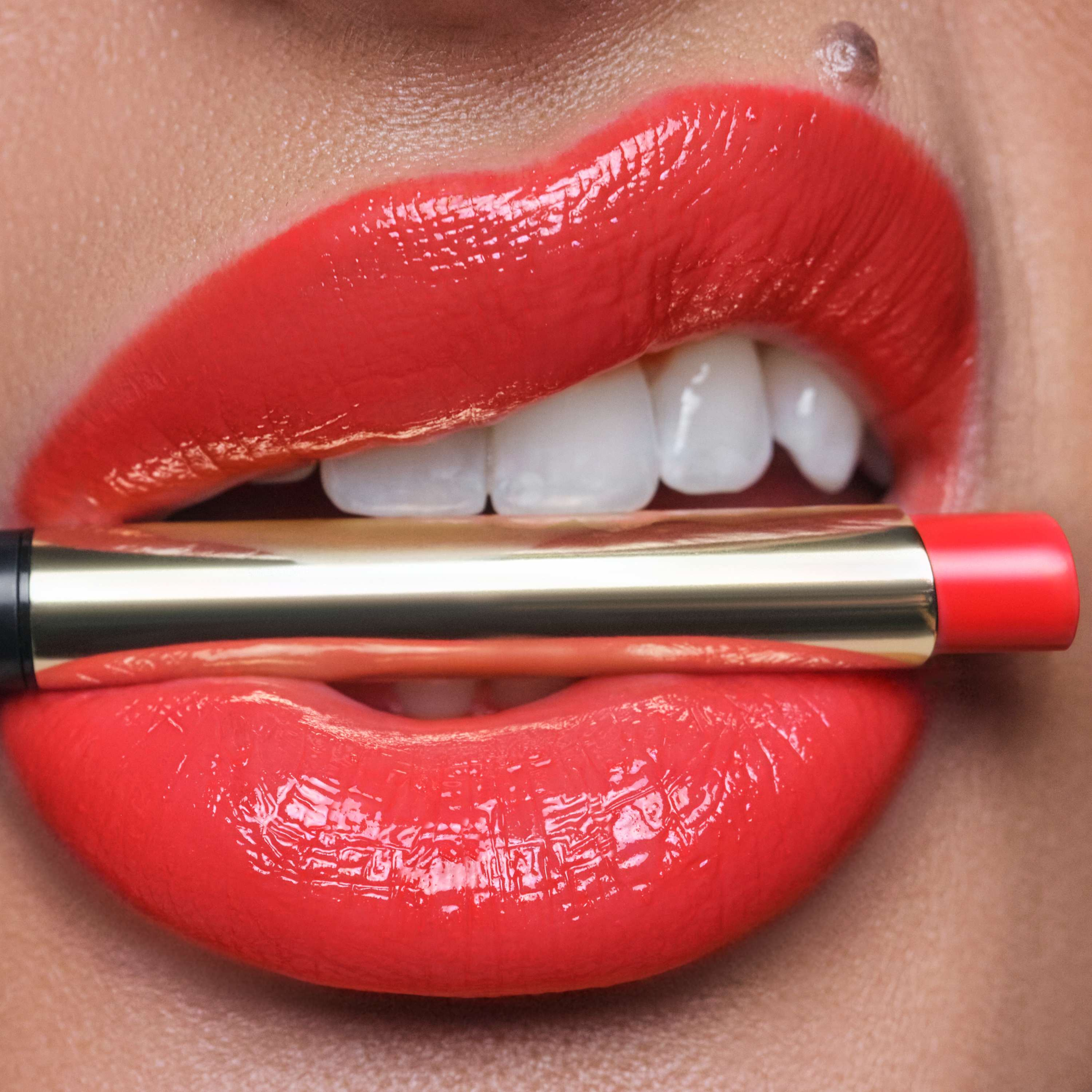 Medium PNG-147.10_Lip-Shine-Stylo.png