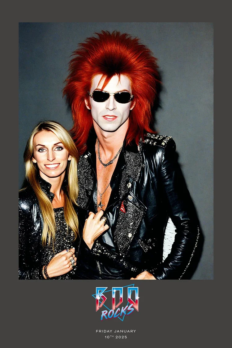 Rood haar en zonnebril, à la Ziggy Stardust