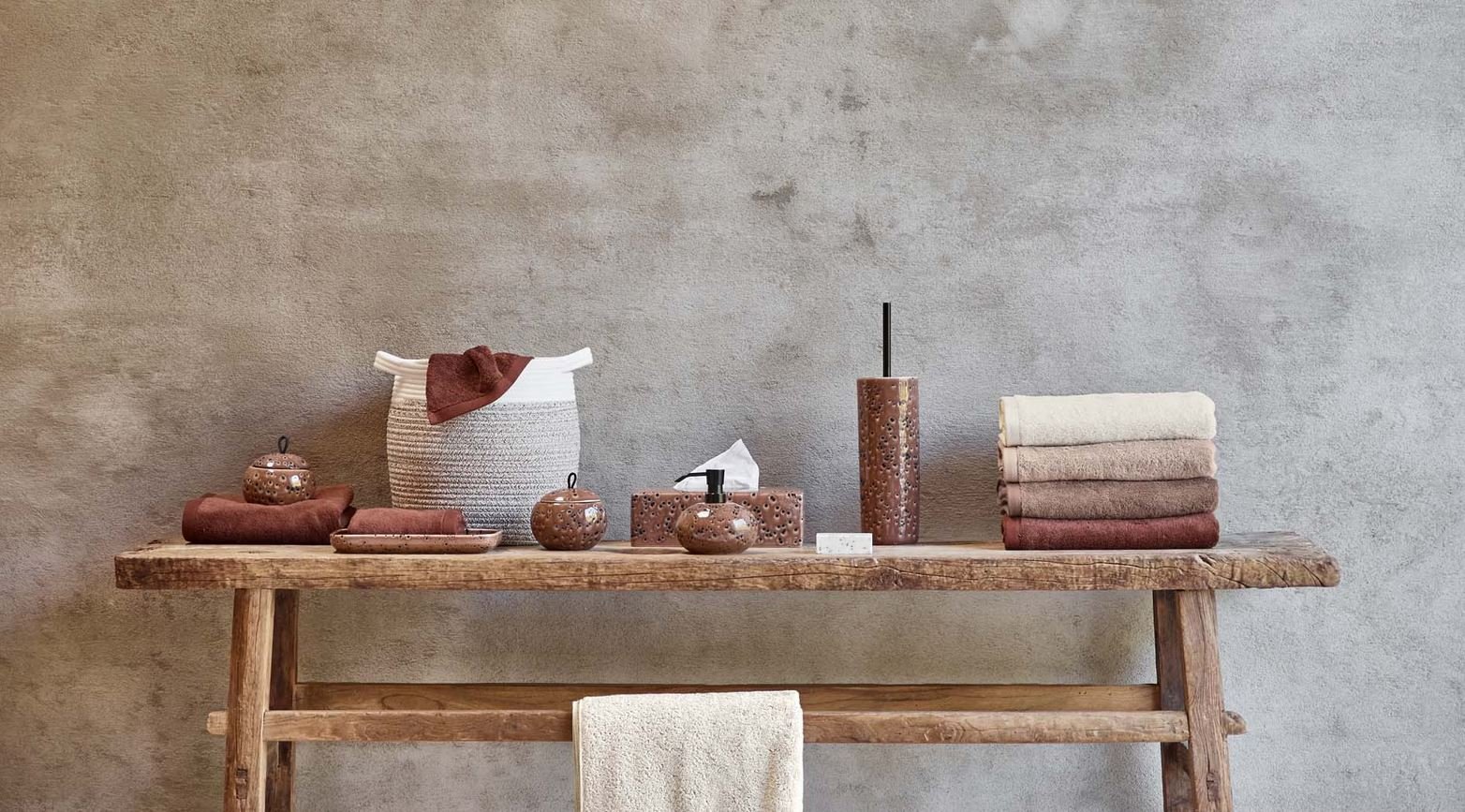 aqua nova banner.JPG