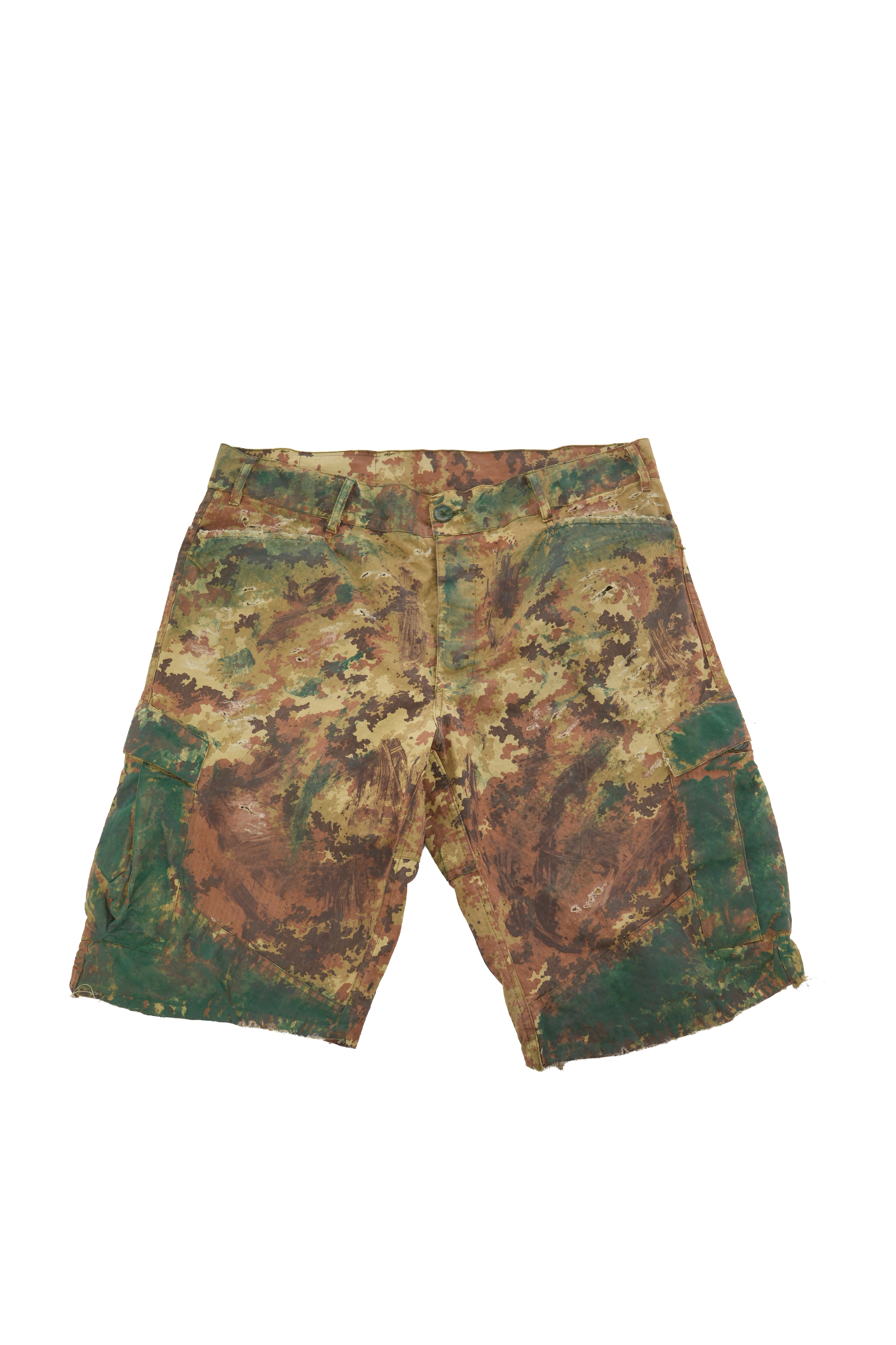 SEDIMENT camo jorts