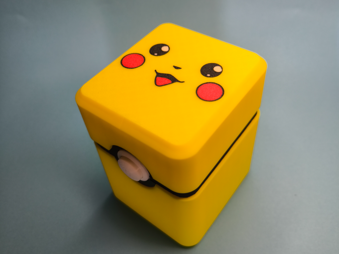 Pokemon Deck Boxes (multiple Pokemon to choose from)