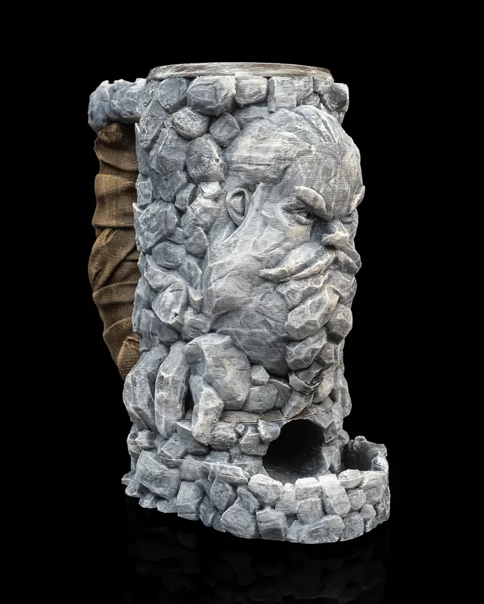Stonebeard_Hold_Can_Holder_and_Dice_Tower_4_f38c544a18.webp