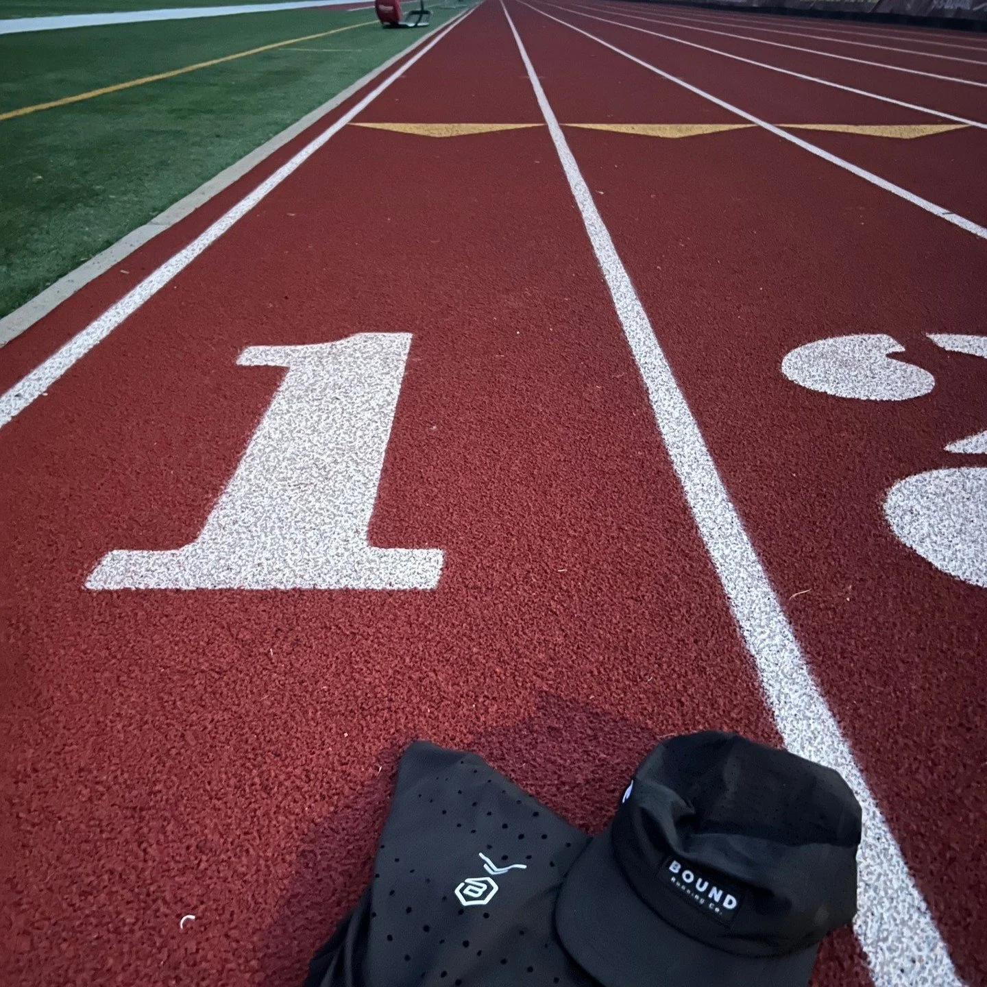 Even if you have never run or competed in a distance race (let's say, half-marathon or longer), you have probably heard the term 'bonked'. Or another phrase that conveys the same meaning is 'hitting the wall'.

Typically 'bonking' or 'hitting' the wa