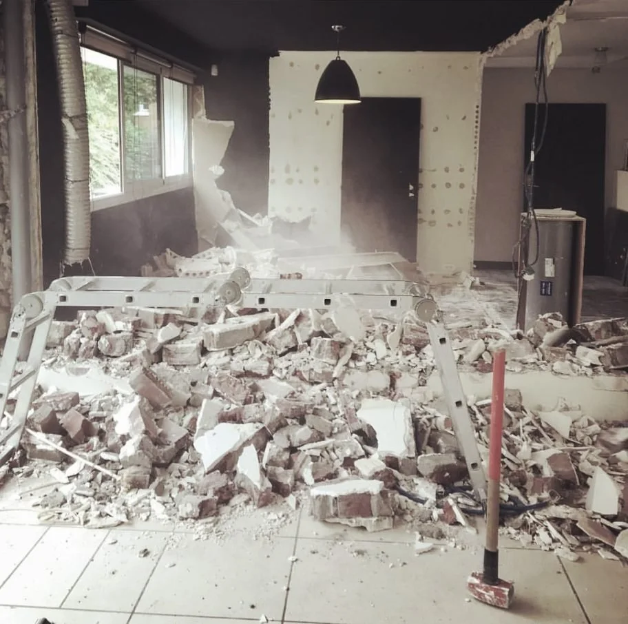 Chantier démolition avant rénovation — projet Le Nôtre Sceaux · Mélanie Trinkwell