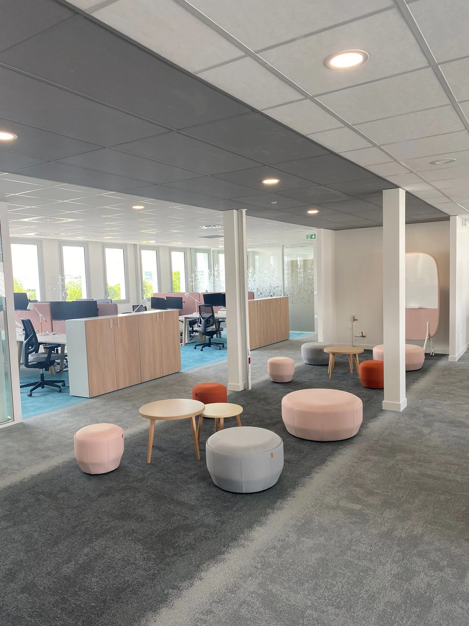 " Révéler la culture d'entreprise par le bureau".