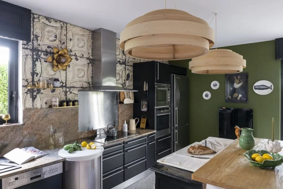 Cuisine verte -  maison Bear Metz · design d'intérieur Mélanie Trinkwell Studio
