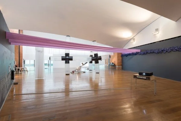 2. 35_3-venividiphotonetangela-fulcherthe-land-of-zeroweb01.jpg