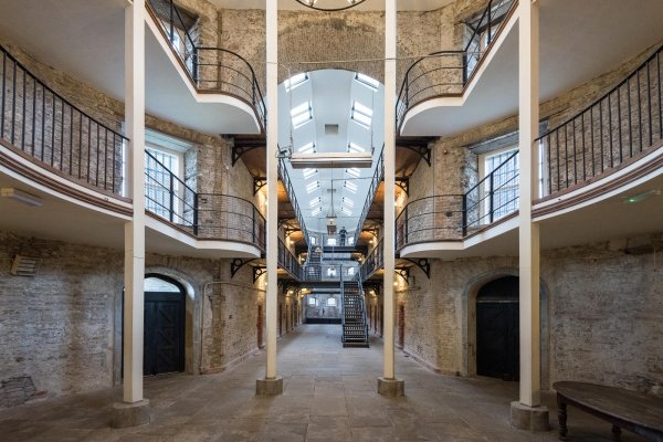 23. 46_gaolinside2.jpg