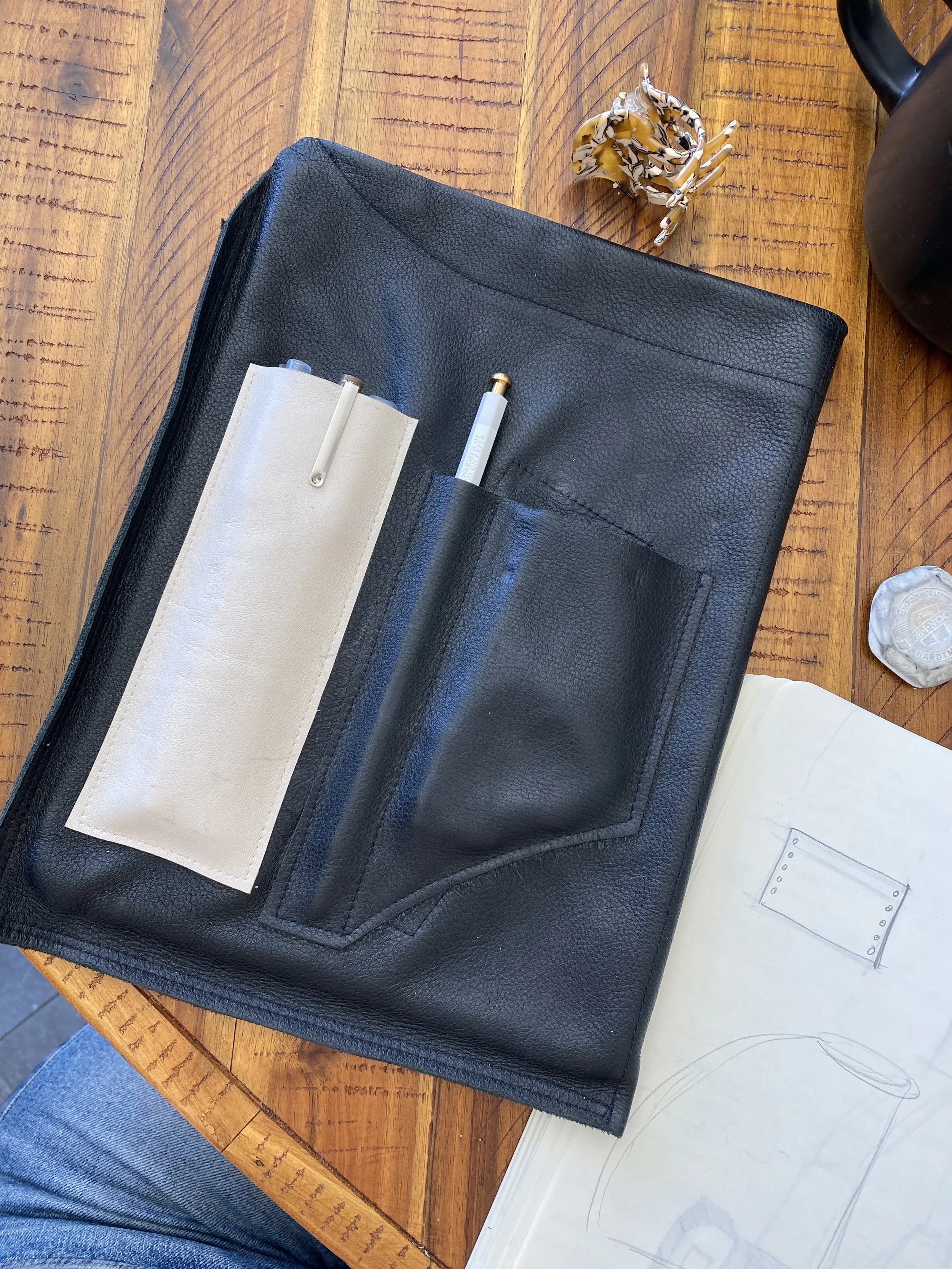 Leather Sleeve_11.jpeg