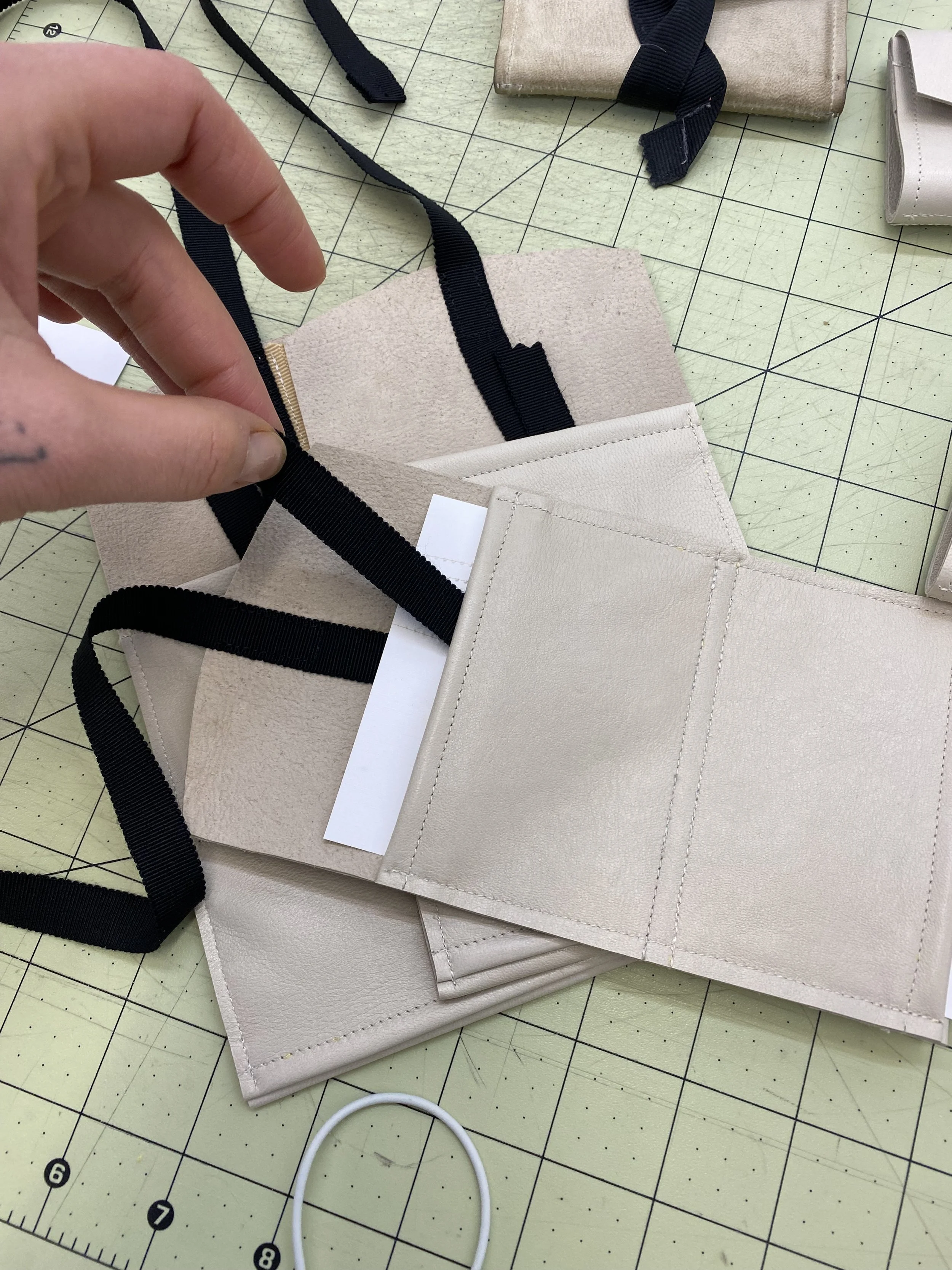 Trifold Wallet_17.jpeg