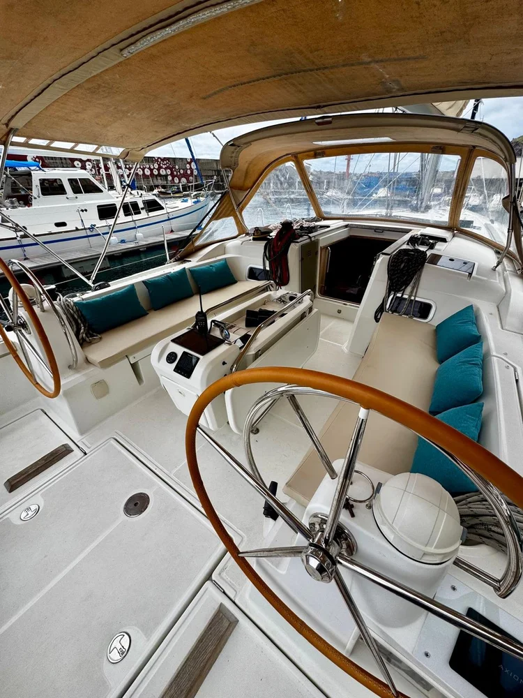 Cockpit and helm of the Saint Gardens Yacht