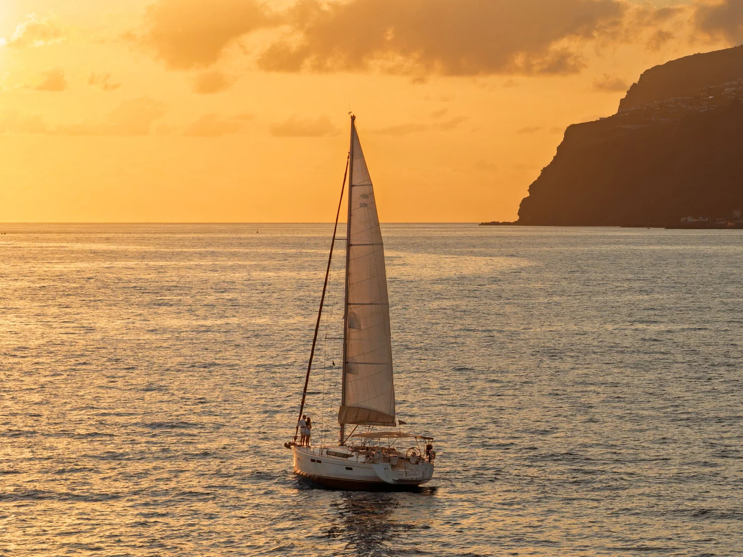 Saint Gardens Jeanneau Sun Odyssey 46.9 sailing yacht in Madeira