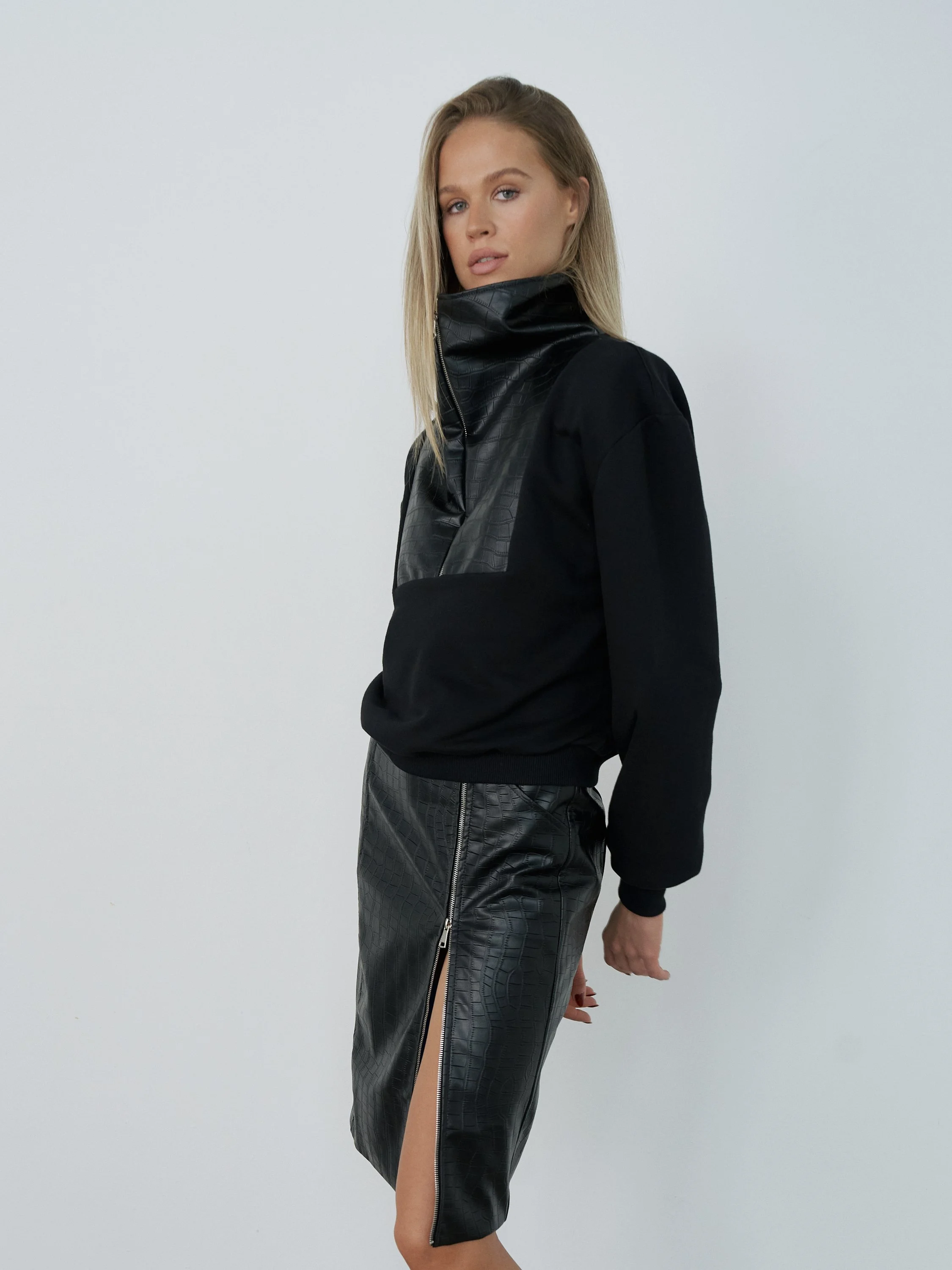 Croc-effect high-neck sweatshirt