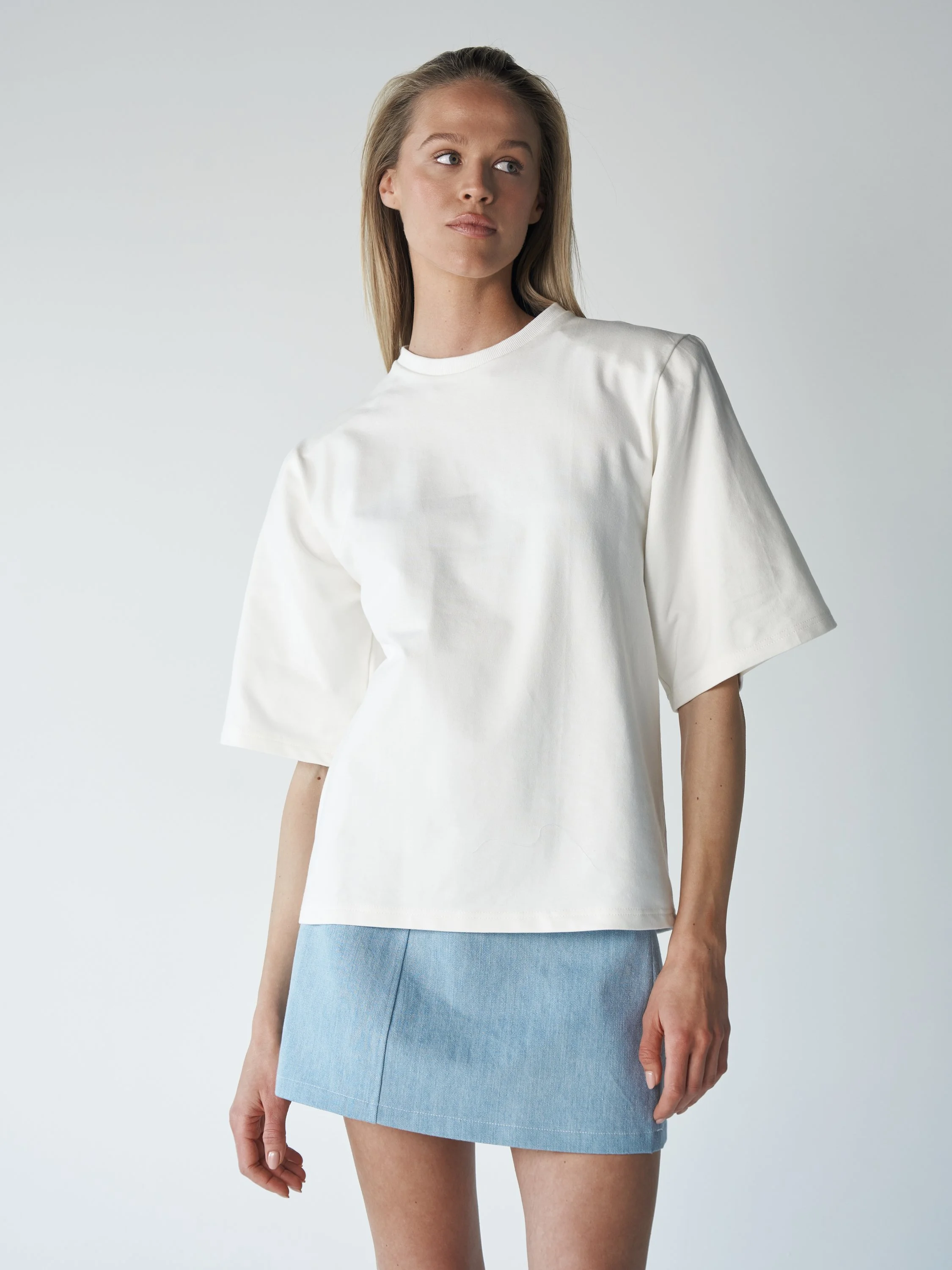Structured Cotton T-shirt with Removable Shoulders A study in controlled form.
