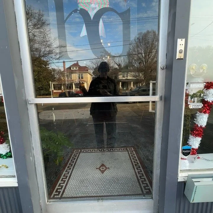 Have you been to @hqrva yet? We&rsquo;ve been building something great together and we can&rsquo;t wait to announce it! 

@hqrva is a space that immediately feels like &ldquo;are you my new bestie?!&rdquo; to everyone I meet here. And they are intent