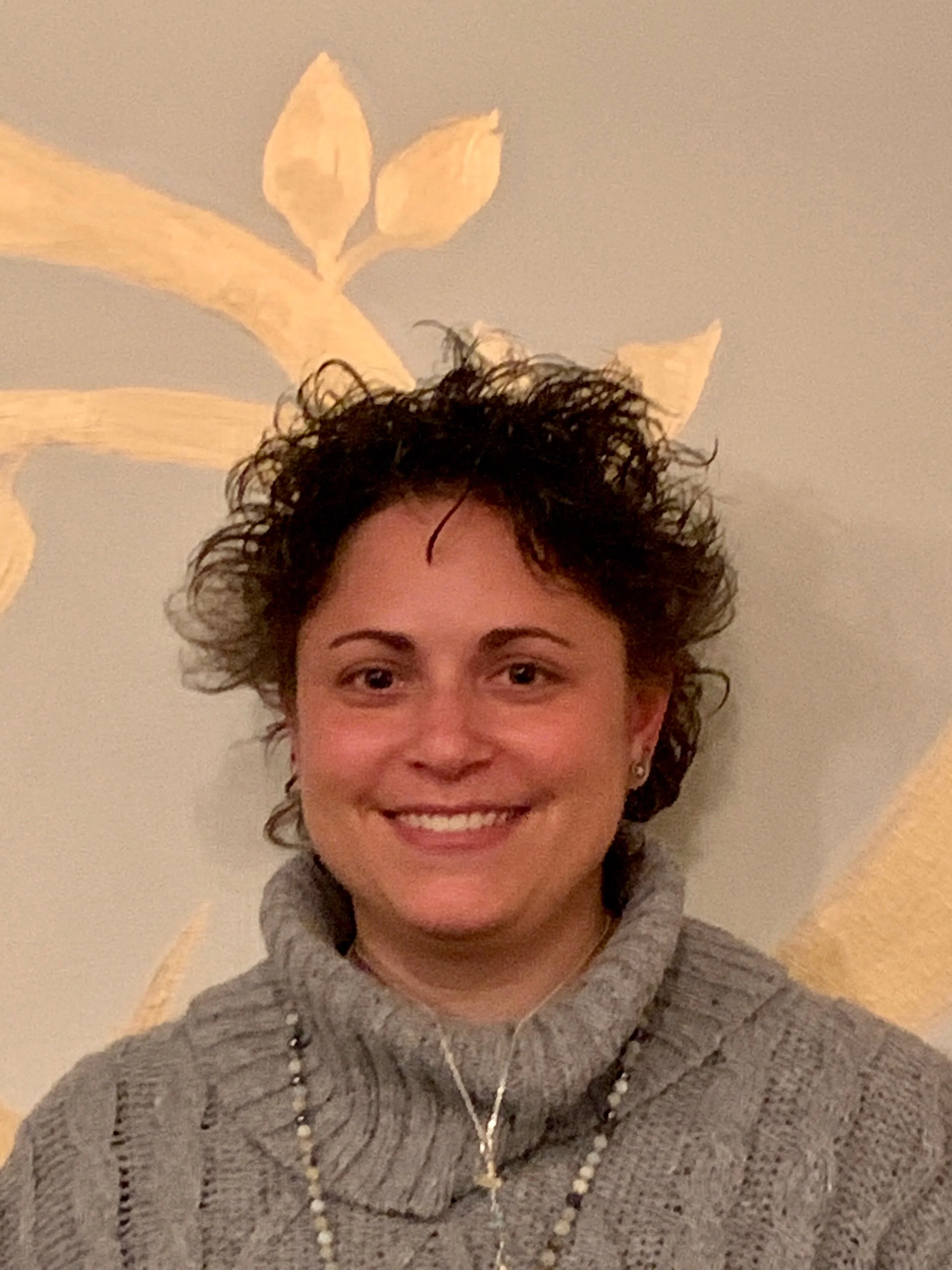 Sarah Mikhalowkski's headshot.jpeg