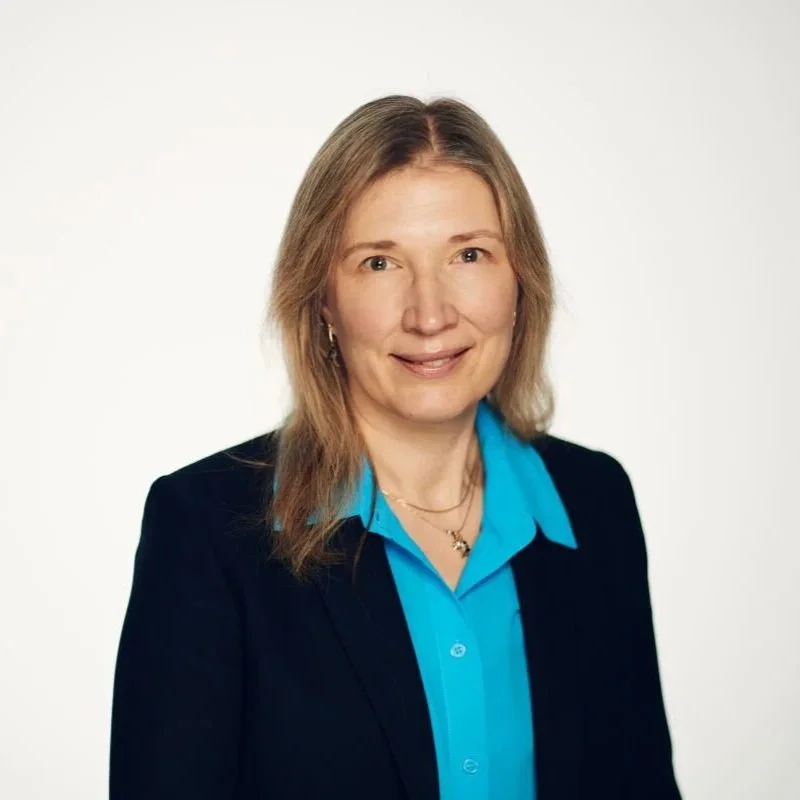 Dr Olga Kozlova Headshot