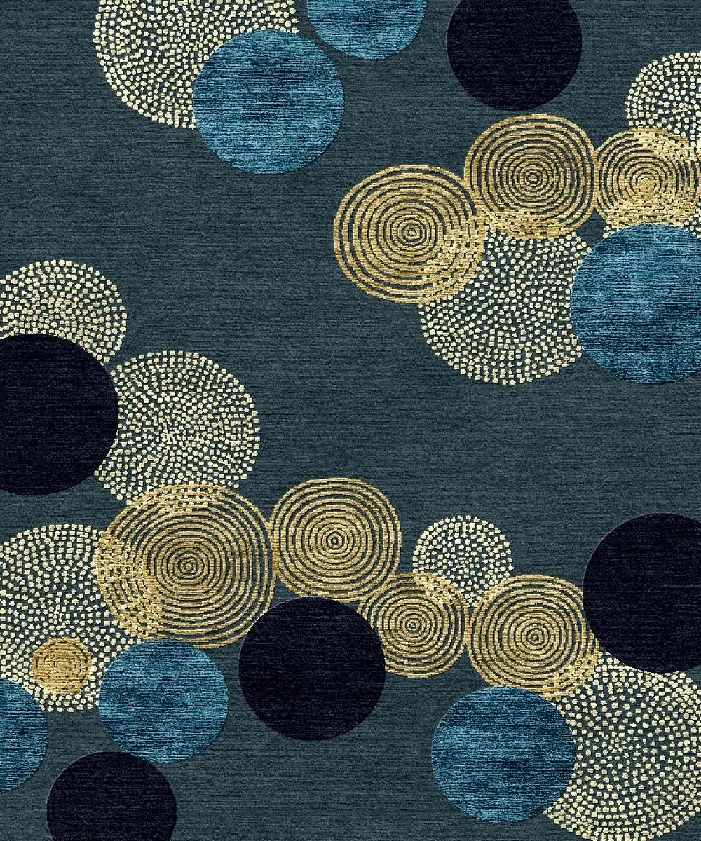 Tapis avec un motif circulaire composé de cercles bleus, noirs et dorés, certains avec des motifs concentriques ou pointillés.