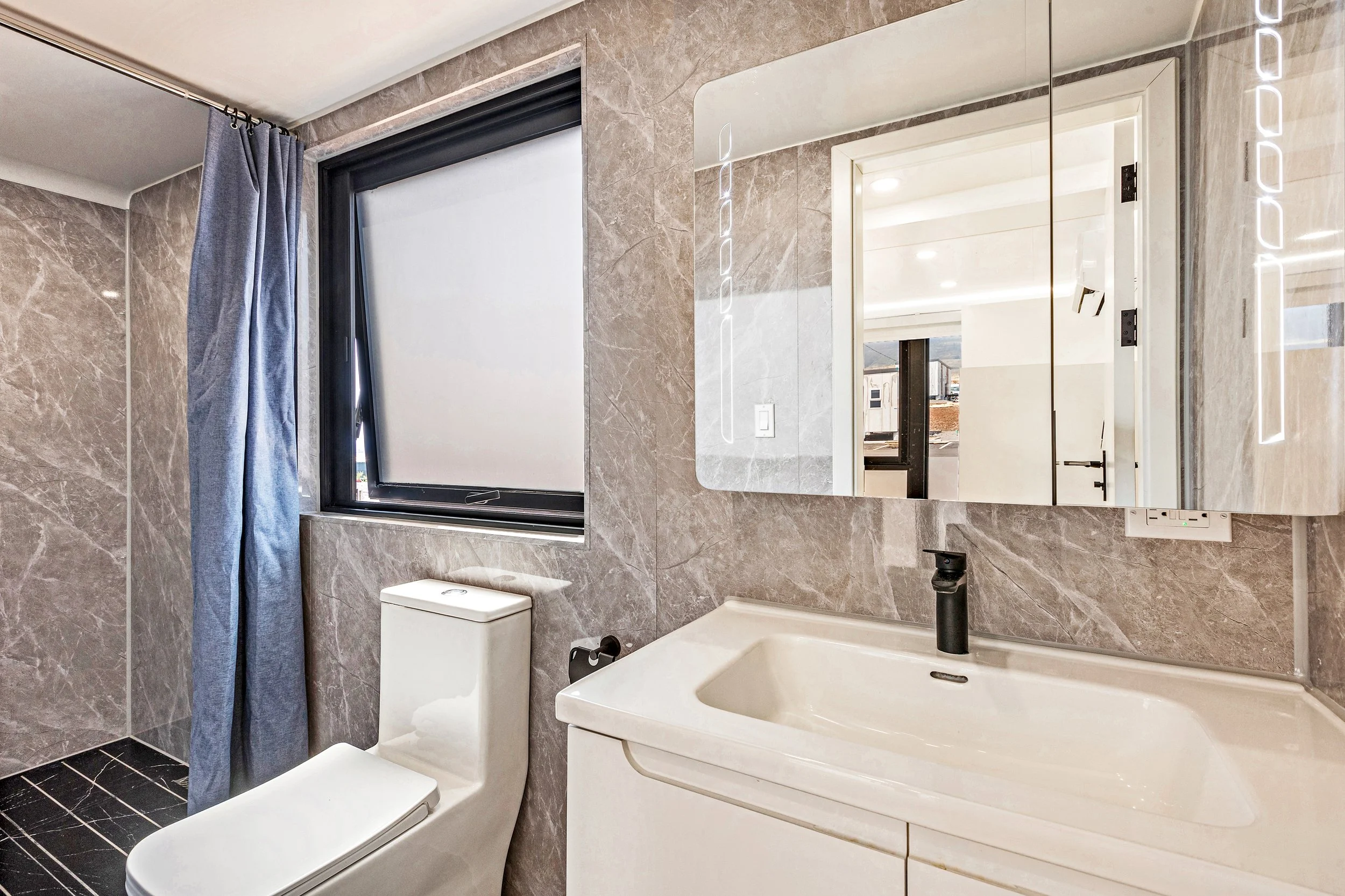 Copy of IMG_4199.jpg