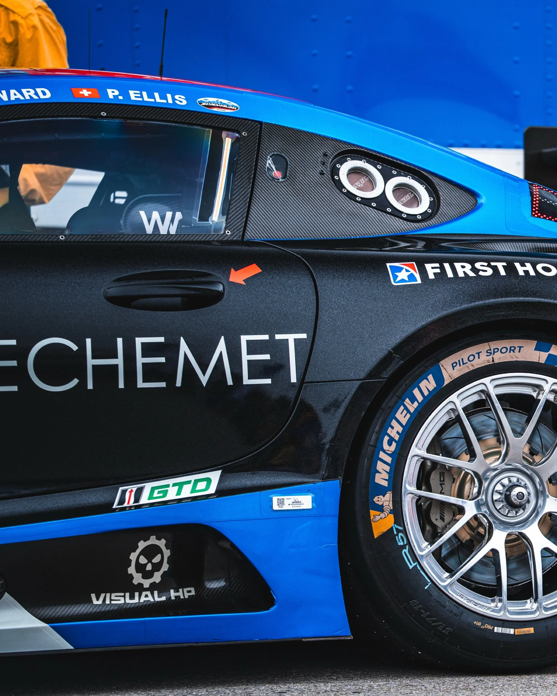 🧼🫧 Squeaky clean 😎

 📍@weathertechraceway Laguna Seca
🗓️ @imsa_racing WeatherTech SportsCar Championship
🚗 @winwardracing Mercedes-AMG GT3 Evo
👨&zwj;✈️ @ruward92 / @philip__ellis 

#imsa #mercedesamg #gtd #wec #photography