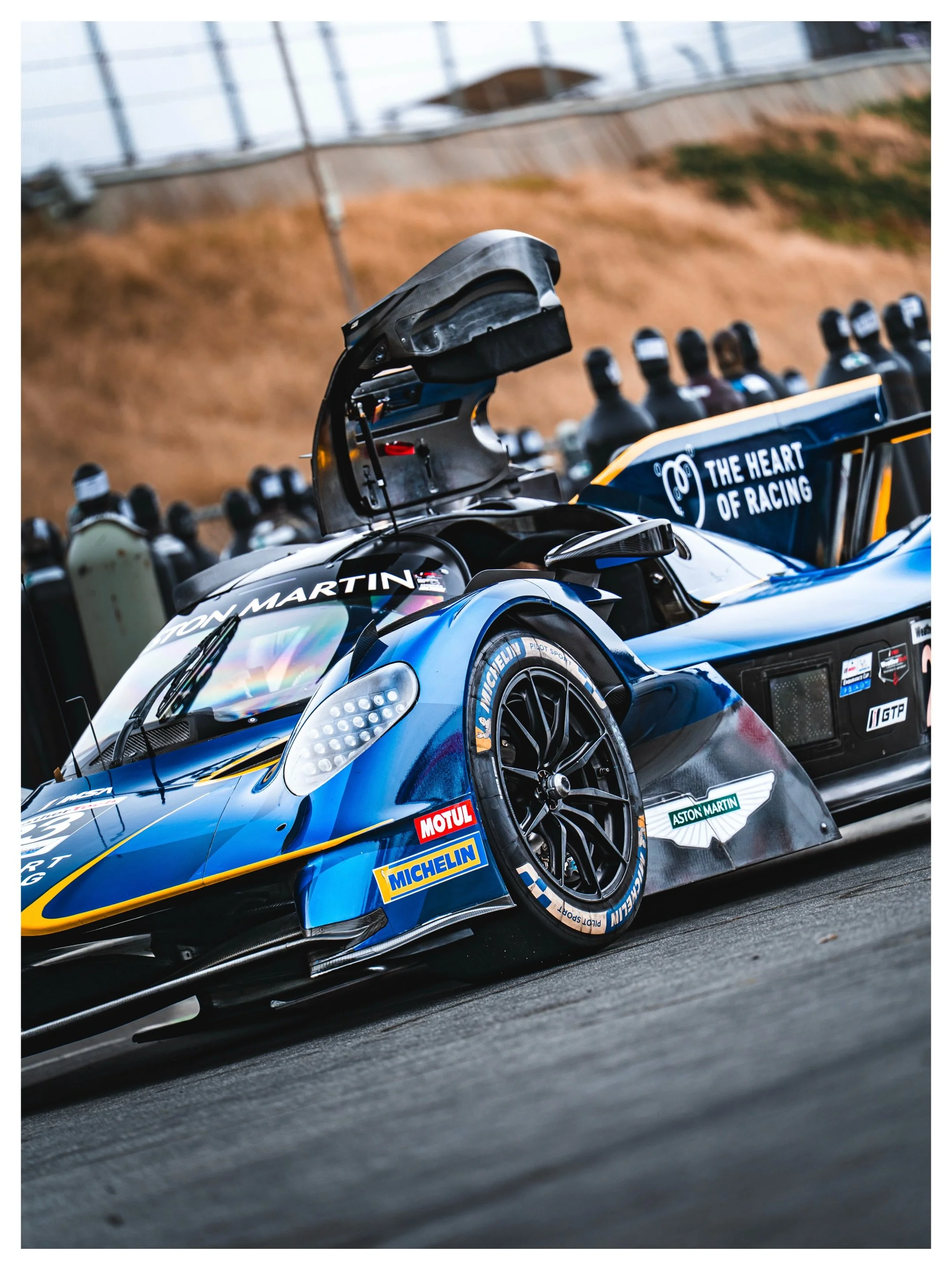 Valkyrie dancing around Monterey ✨

📍 @weathertechraceway Laguna Seca
🗓️ @imsa_racing WeatherTech SportsCar Championship
🚗 @theheartofracing No. 23 @astonmartinracingofficial Valkyrie AMR-LMH
👨&zwj;✈️ @ross.gunn / @romandeangelis 

#astonmartin #